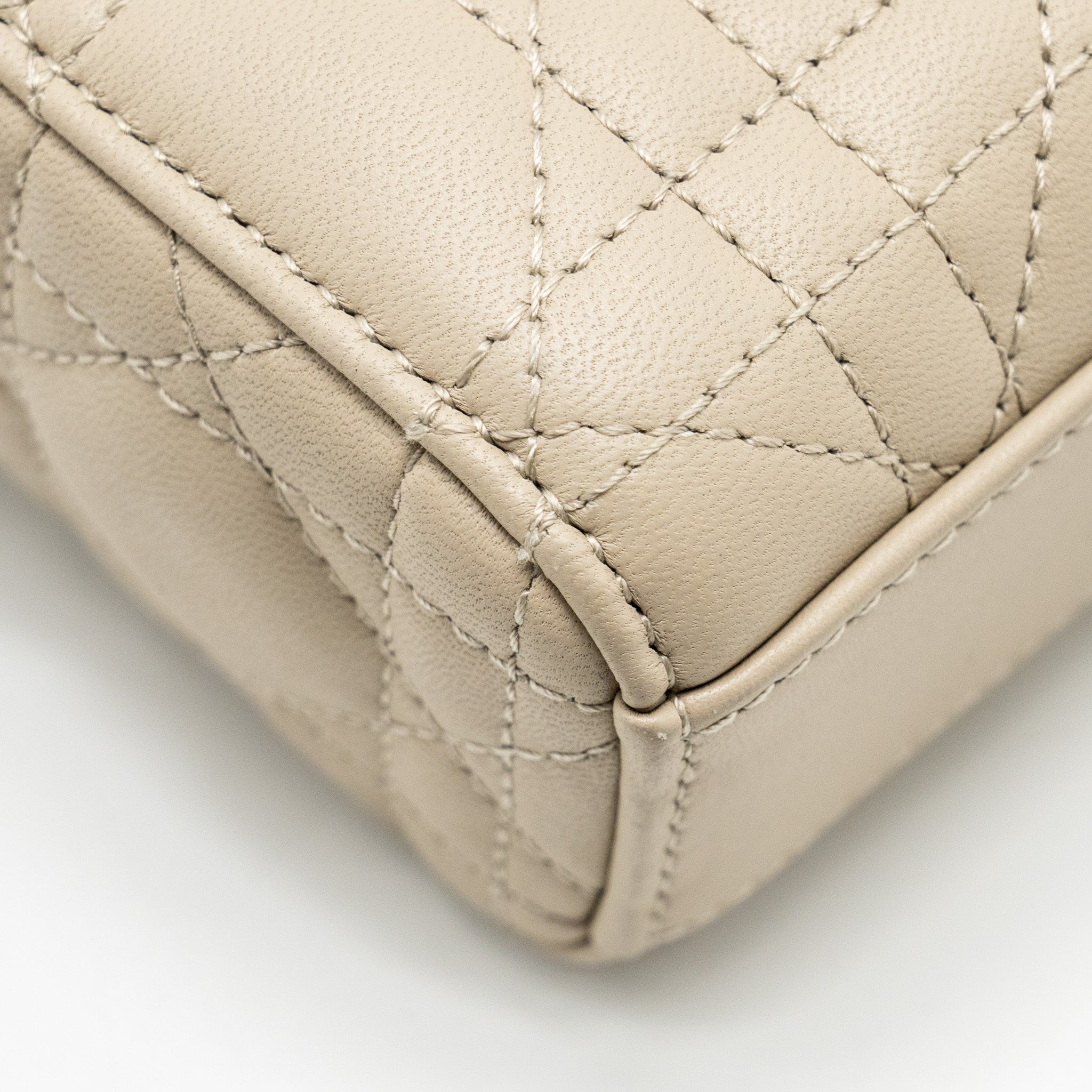 dior-medium-lady-d-joy-bag-lambskin-beige-lghw