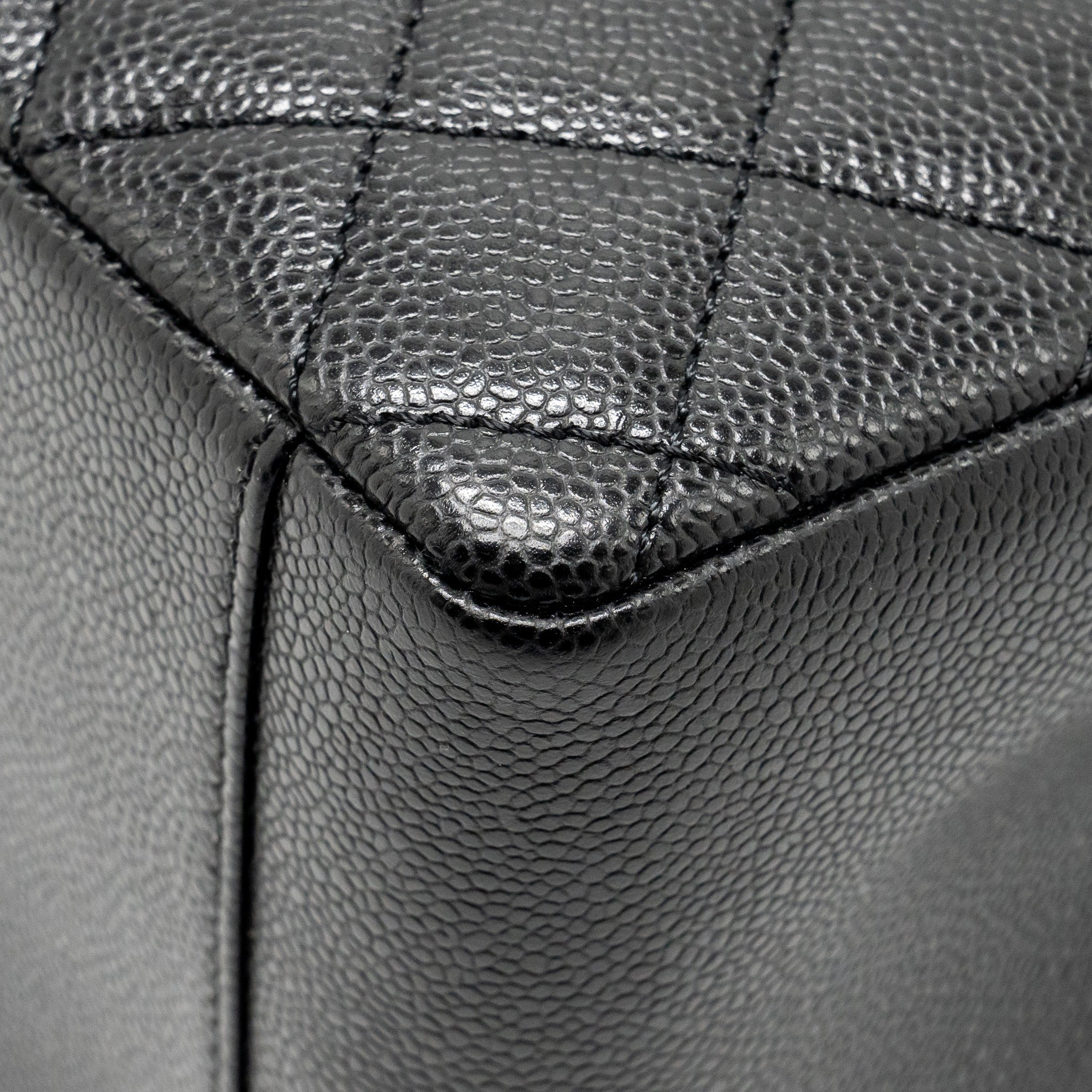 chanel-grand-shopping-tote-gst-caviar-black-shw-3