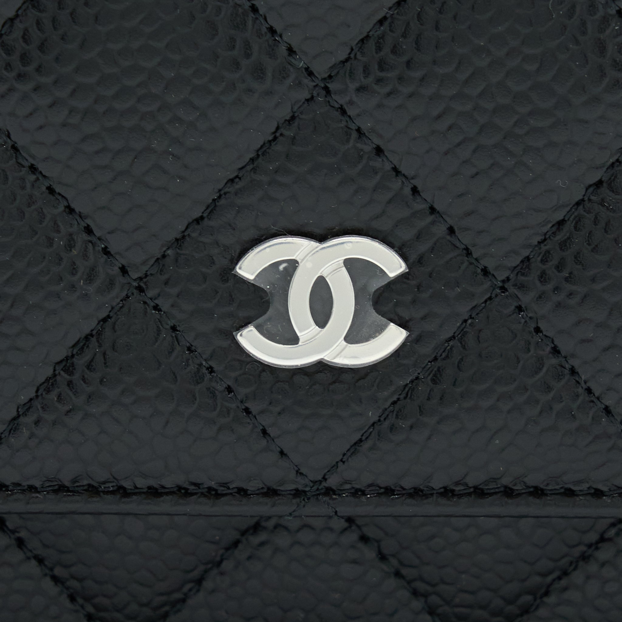 chanel-classic-wallet-on-chain-caviar-black-shw-microchip-3