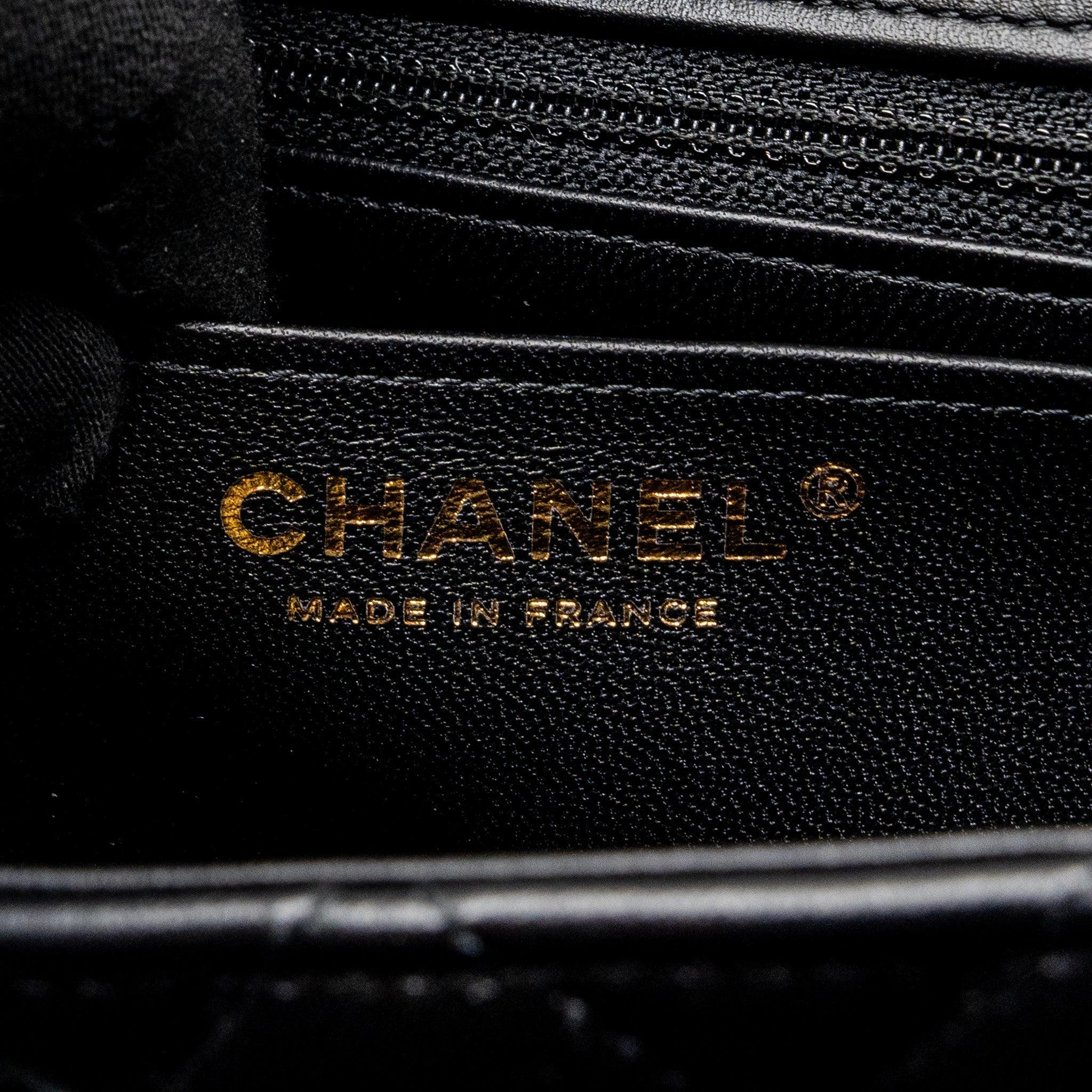 chanel-mini-square-flap-bag-lambskin-black-lghwmicrochip-1