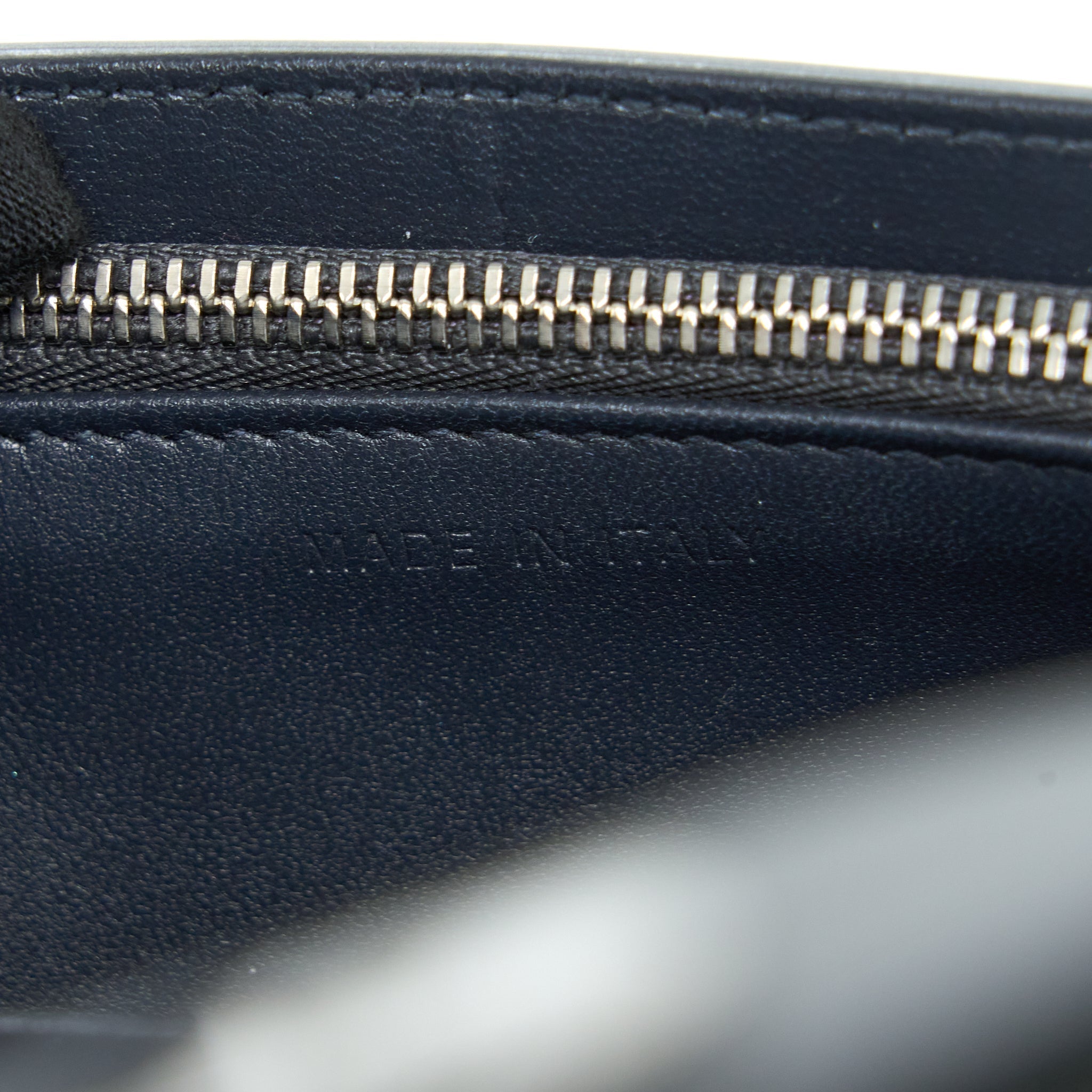 dior-diorama-wallet-on-chain-patent-metallic-silver-shw