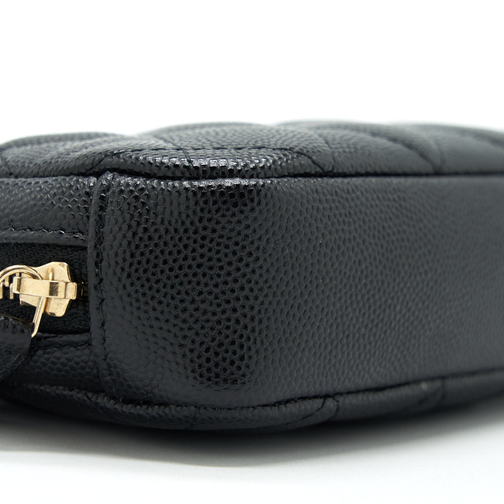 chanel-small-zipper-vanity-pouch-caviar-black-lghw