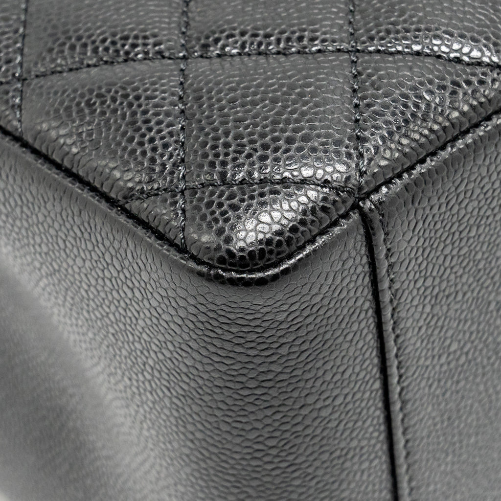 chanel-grand-shopping-tote-gst-caviar-black-shw-3