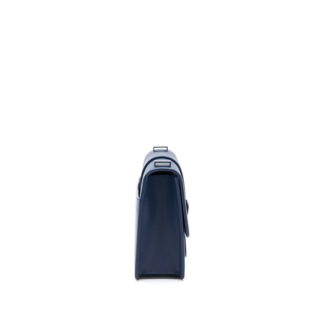 dior-montaigne-30-calfskin-navy-with-black-hardware
