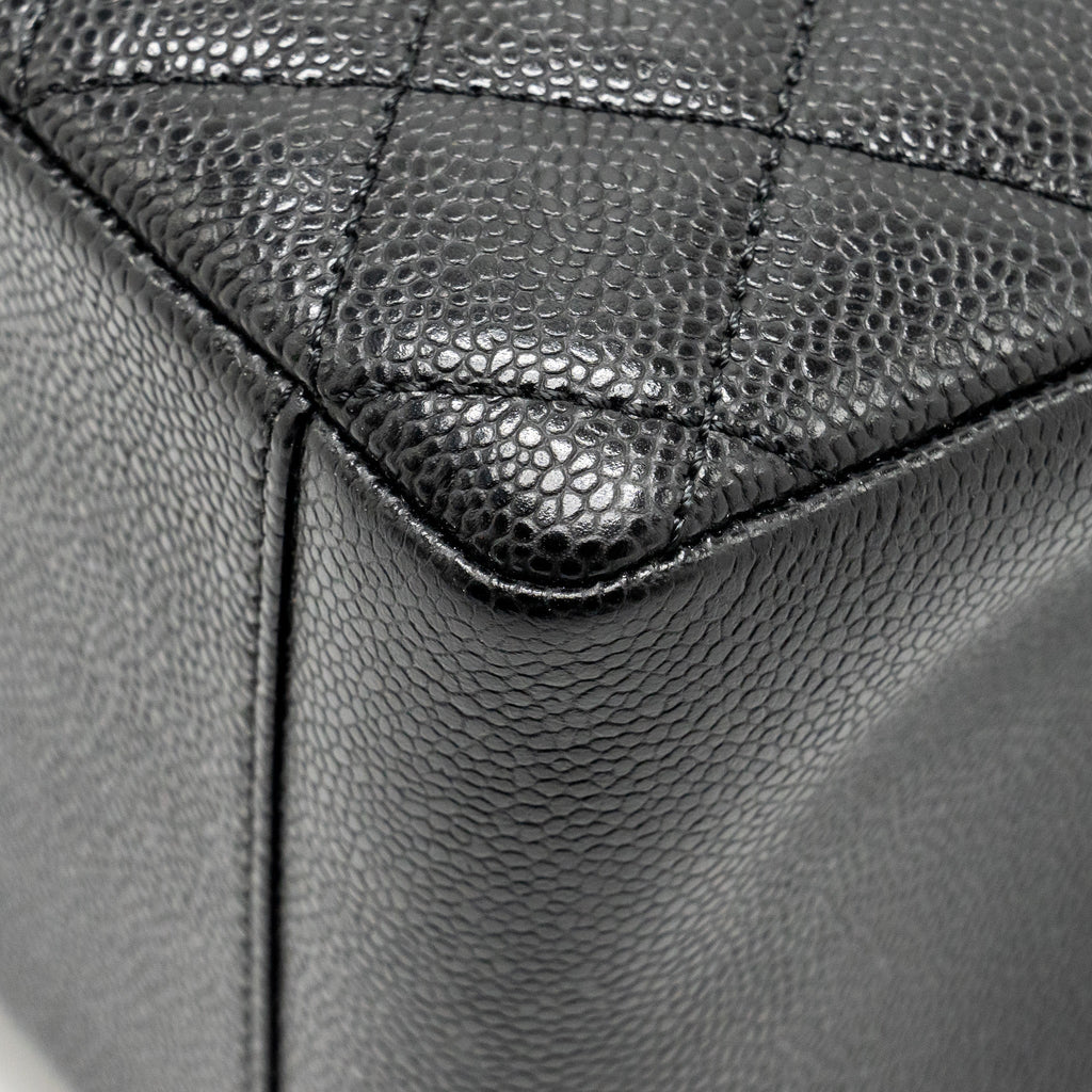 chanel-grand-shopping-tote-gst-caviar-black-shw-3