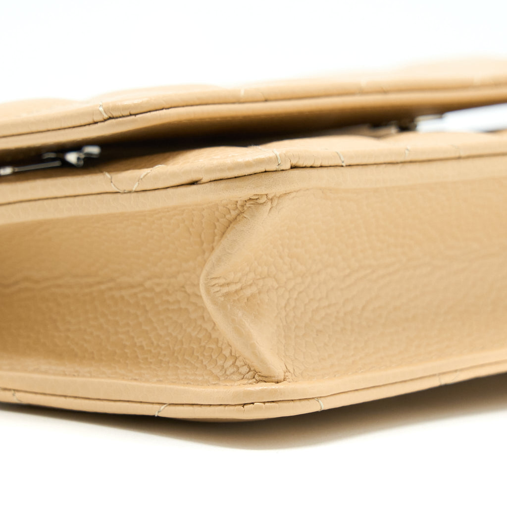chanel-classic-wallet-on-chain-caviar-beige-lghw-microchip