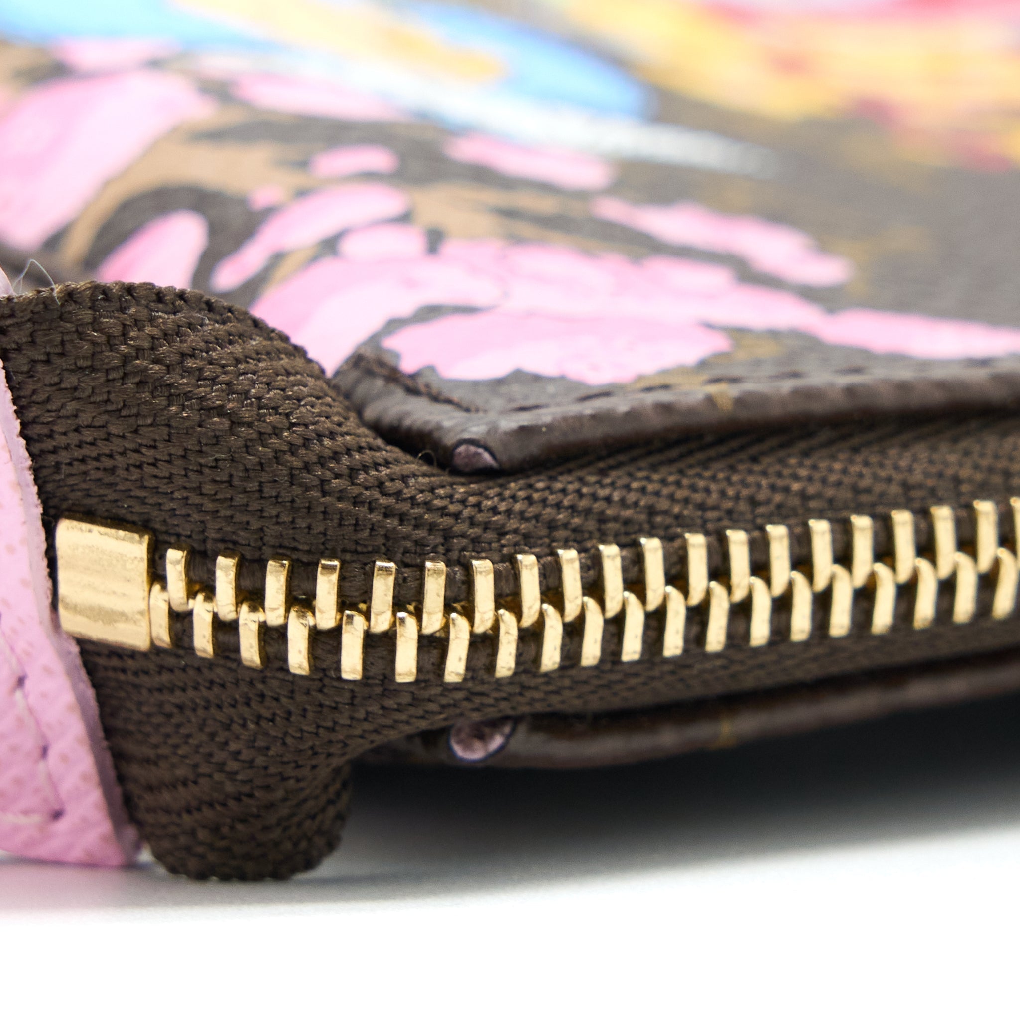 louis-vuitton-mini-pochette-accessories-limited-vivienne-holidays-japan-monogram-canvas-ghw
