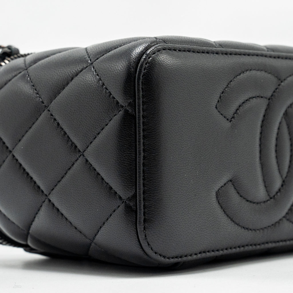 chanel-long-vanity-case-lambskin-so-black-microchip