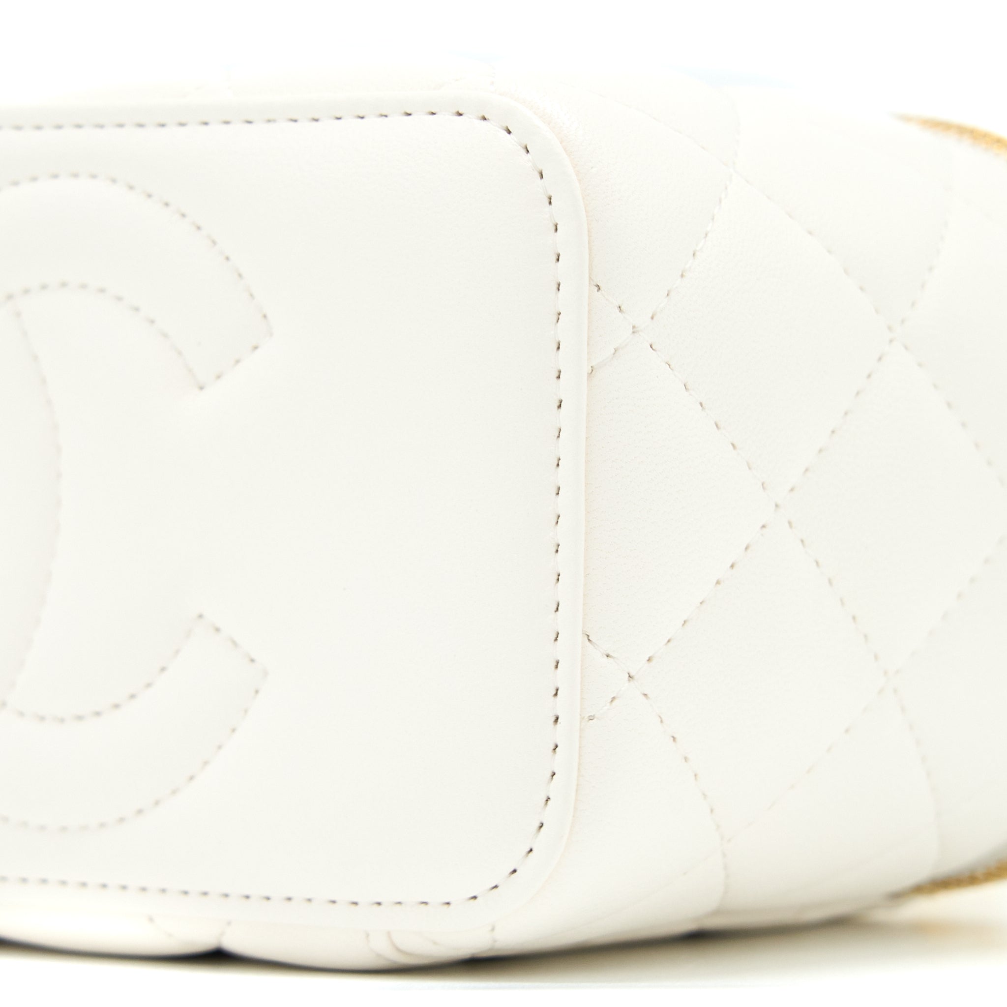 chanel-coco-letter-long-vanity-with-chain-lambskin-white-ghw