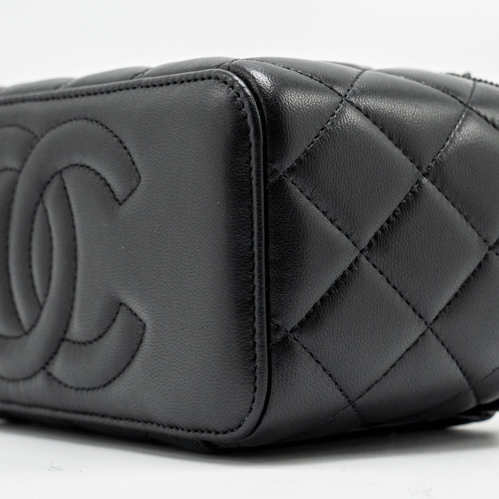 chanel-long-vanity-case-lambskin-so-black-microchip
