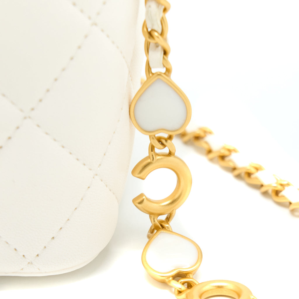 chanel-coco-letter-long-vanity-with-chain-lambskin-white-ghw