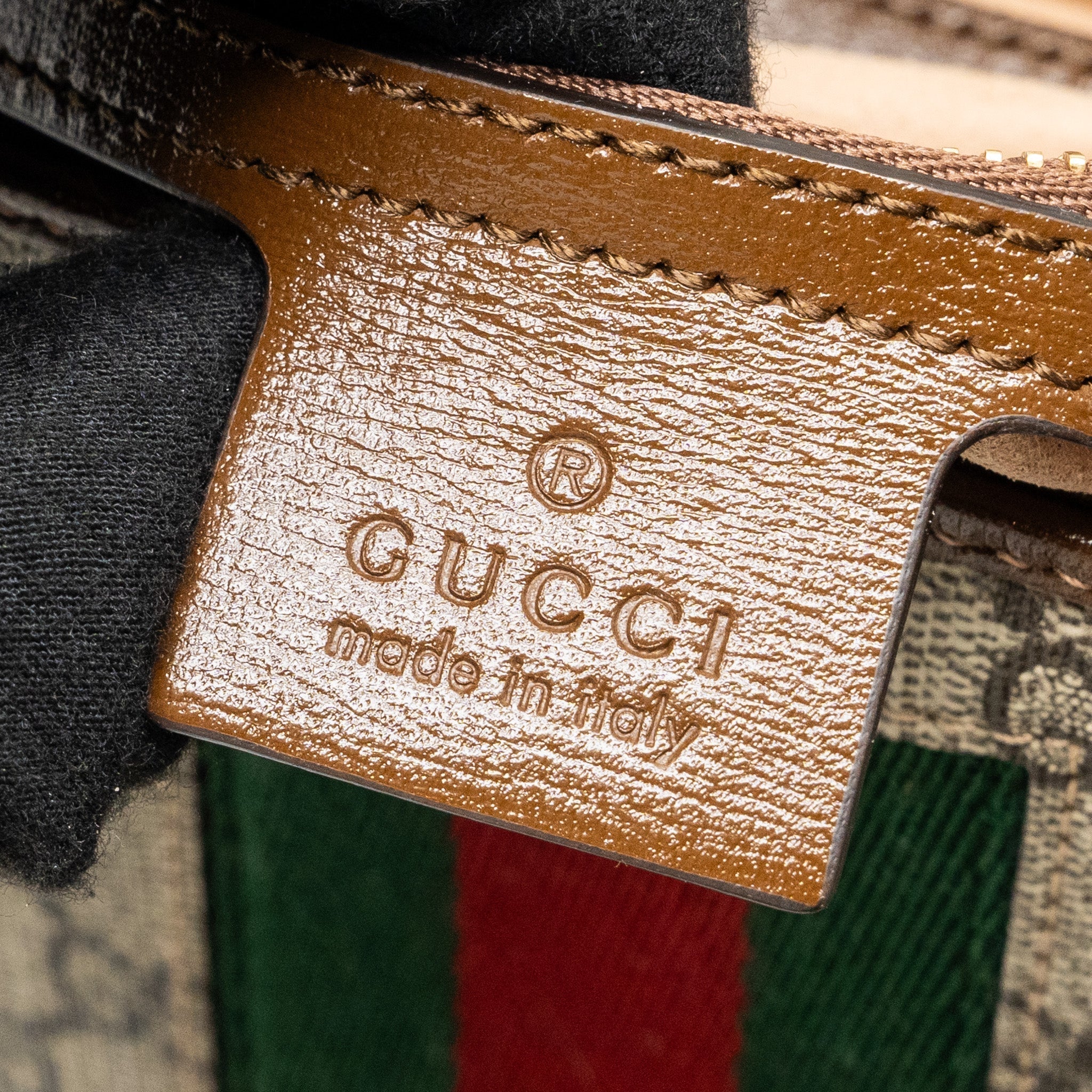gucci-jackie-1961-small-shoulder-bag-gg-supreme-canvas-calfskin-brown-multicolour-ghw