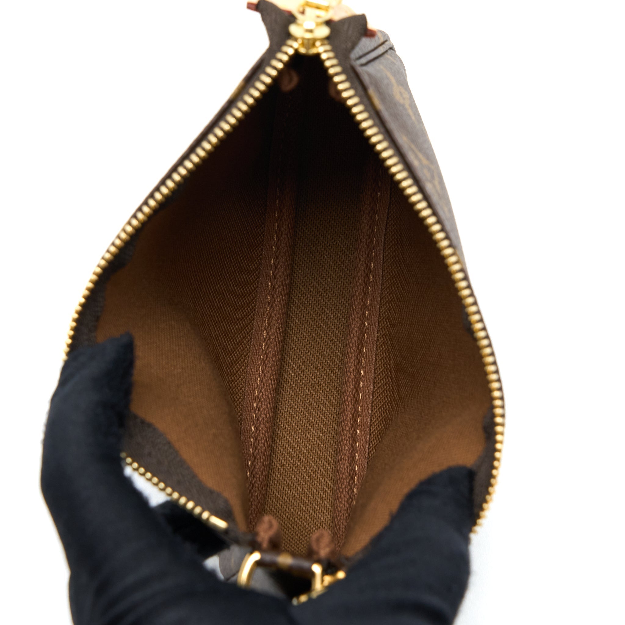 louis-vuitton-mini-pochette-accessories-monogram-canvas-ghw-3