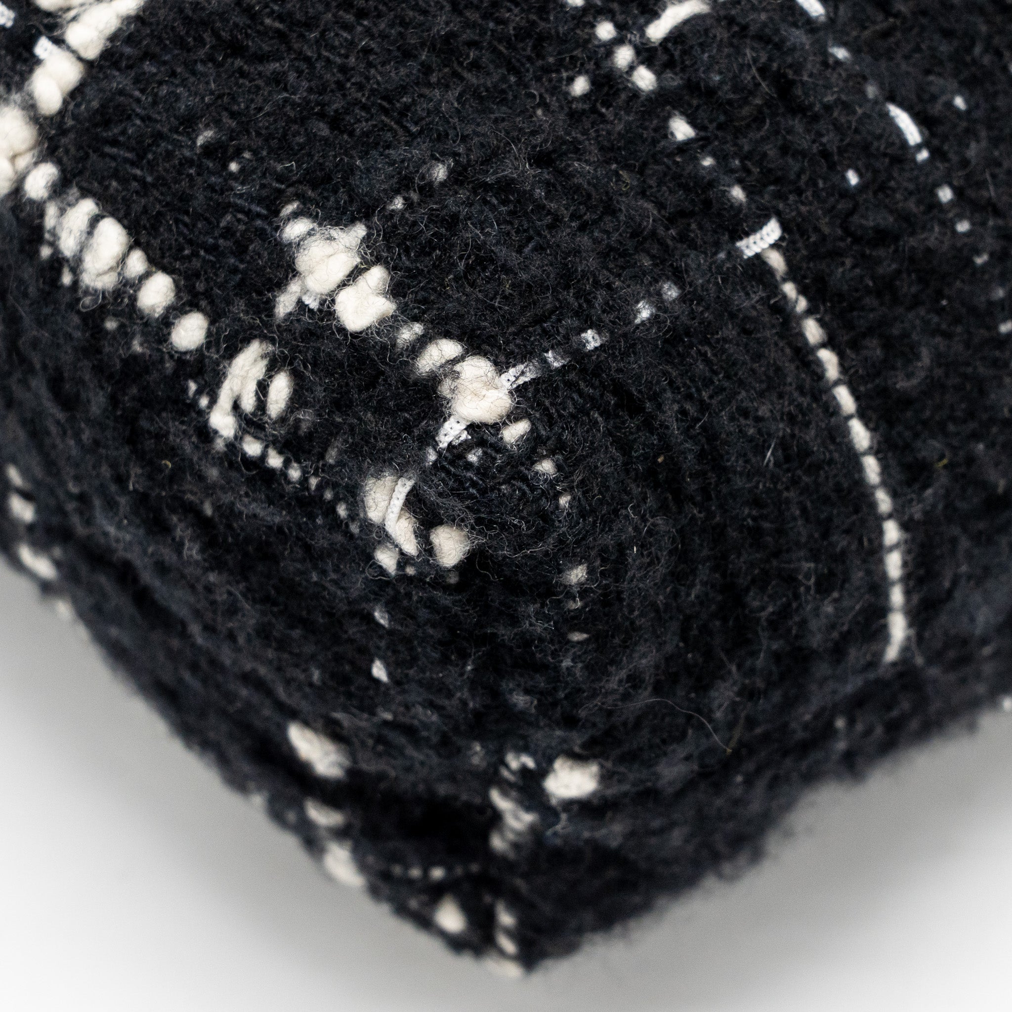 chanel-medium-22-bag-quilted-tweed-black-multicolour-microchip