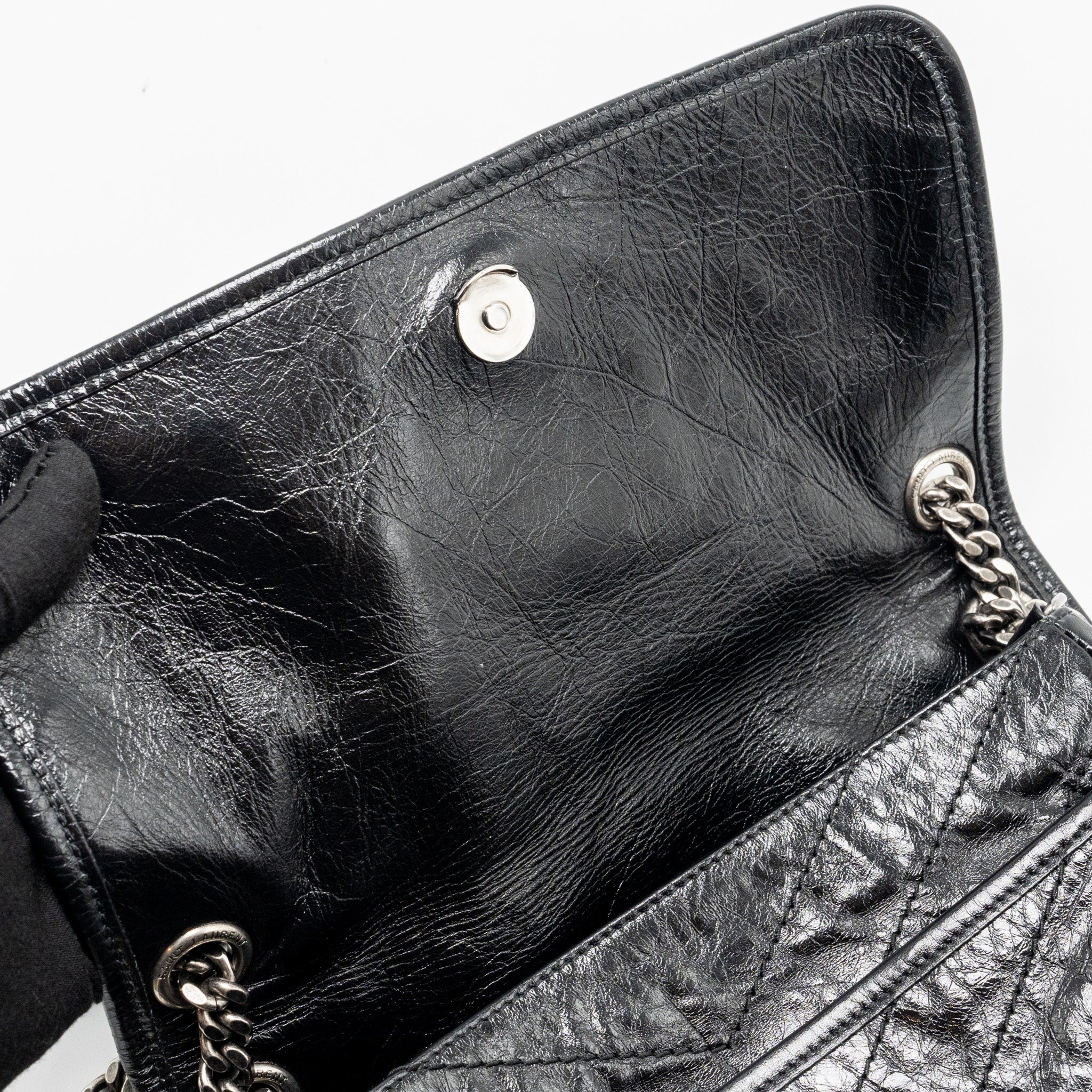 saint-laurent-ysl-medium-niki-calfskin-black-shw