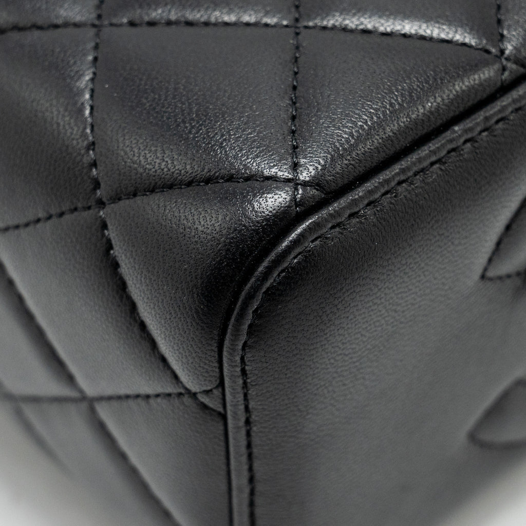chanel-long-vanity-case-lambskin-so-black-microchip