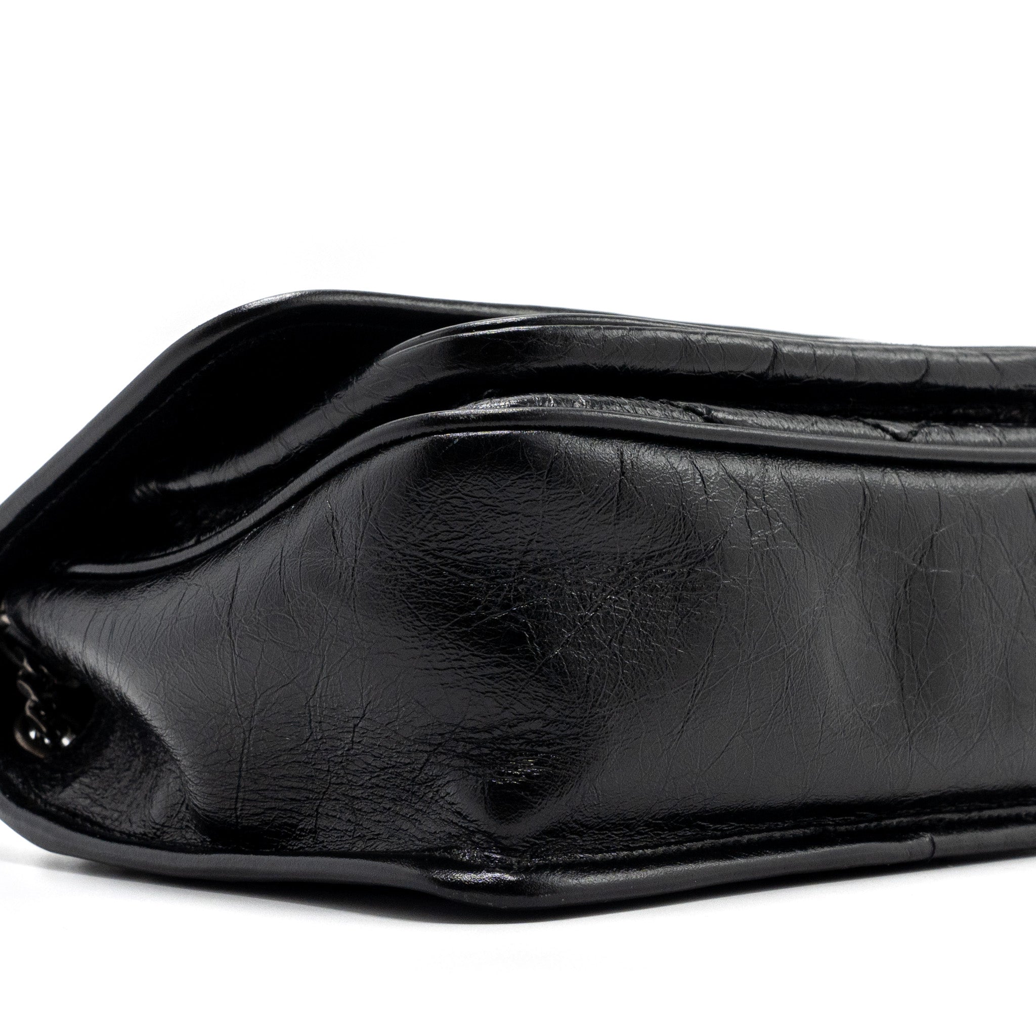 saint-laurent-ysl-niki-baby-bag-vintage-calfskin-black-ruthenium-hardware