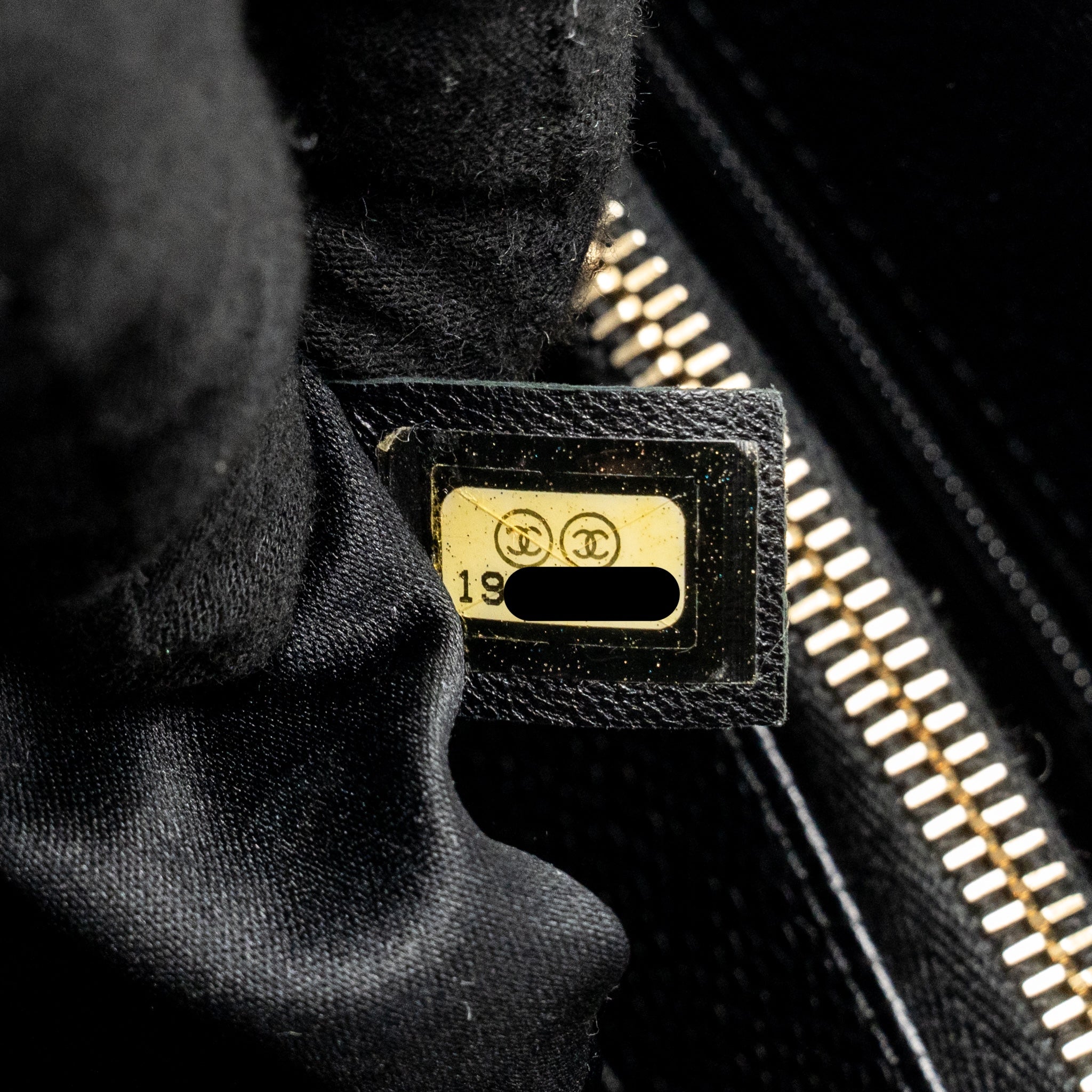 chanel-grand-shopping-tote-bag-caviar-black-ghw-11