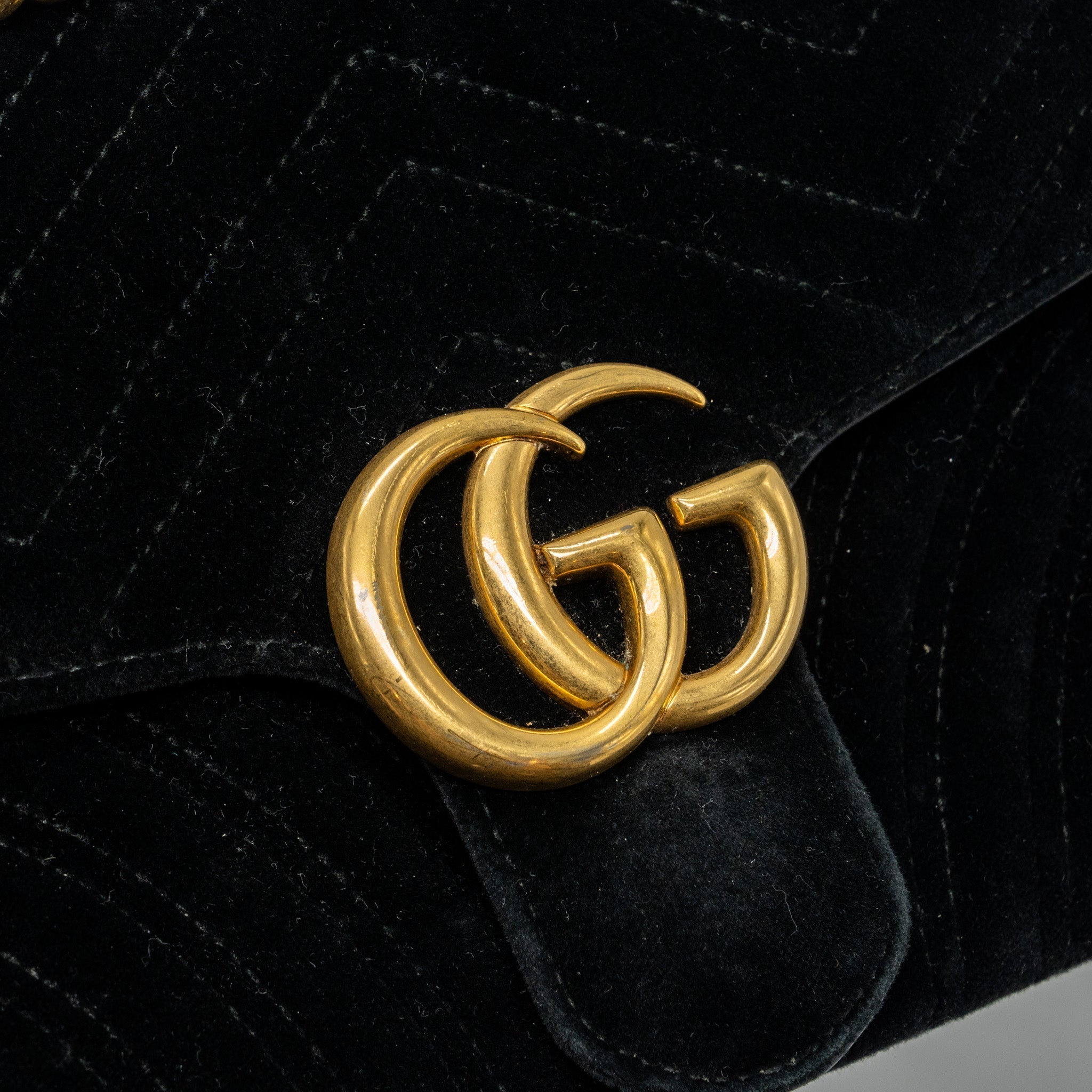 gucci-small-gg-marmont-bag-velvet-black-ghw