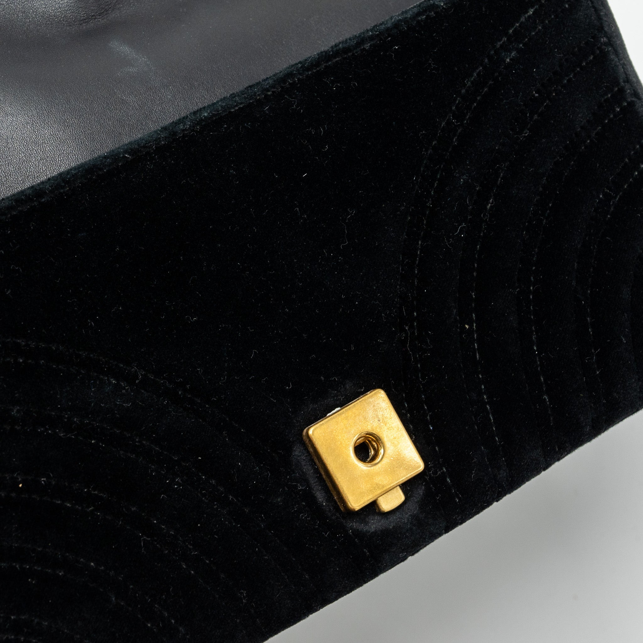 gucci-small-gg-marmont-bag-velvet-black-ghw