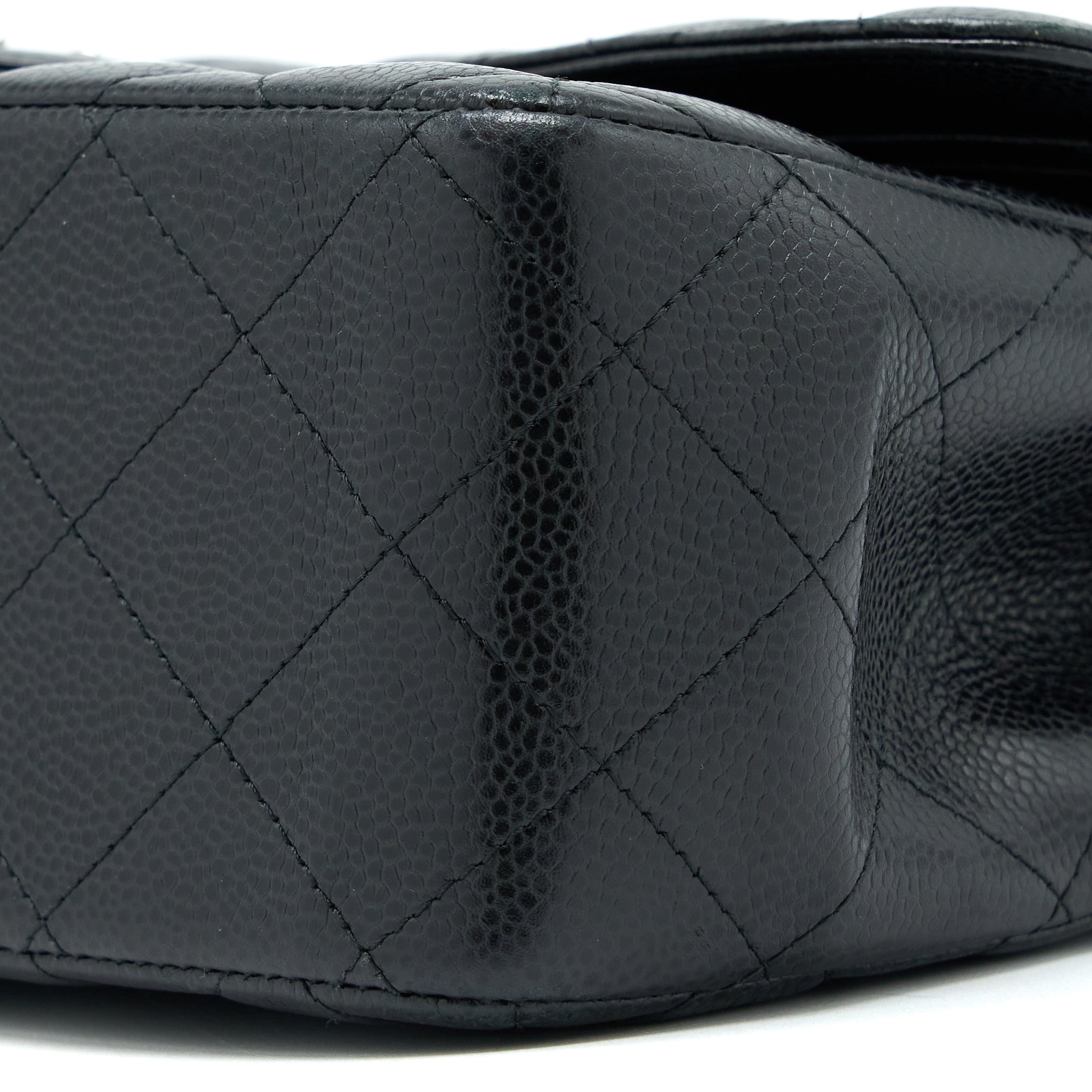 chanel-classic-jumbo-double-flap-bag-caviar-black-shw