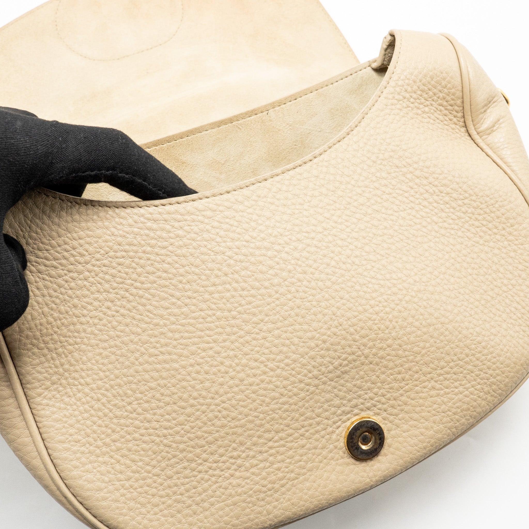 dior-large-bobby-bag-grained-calfskin-beige-ghw