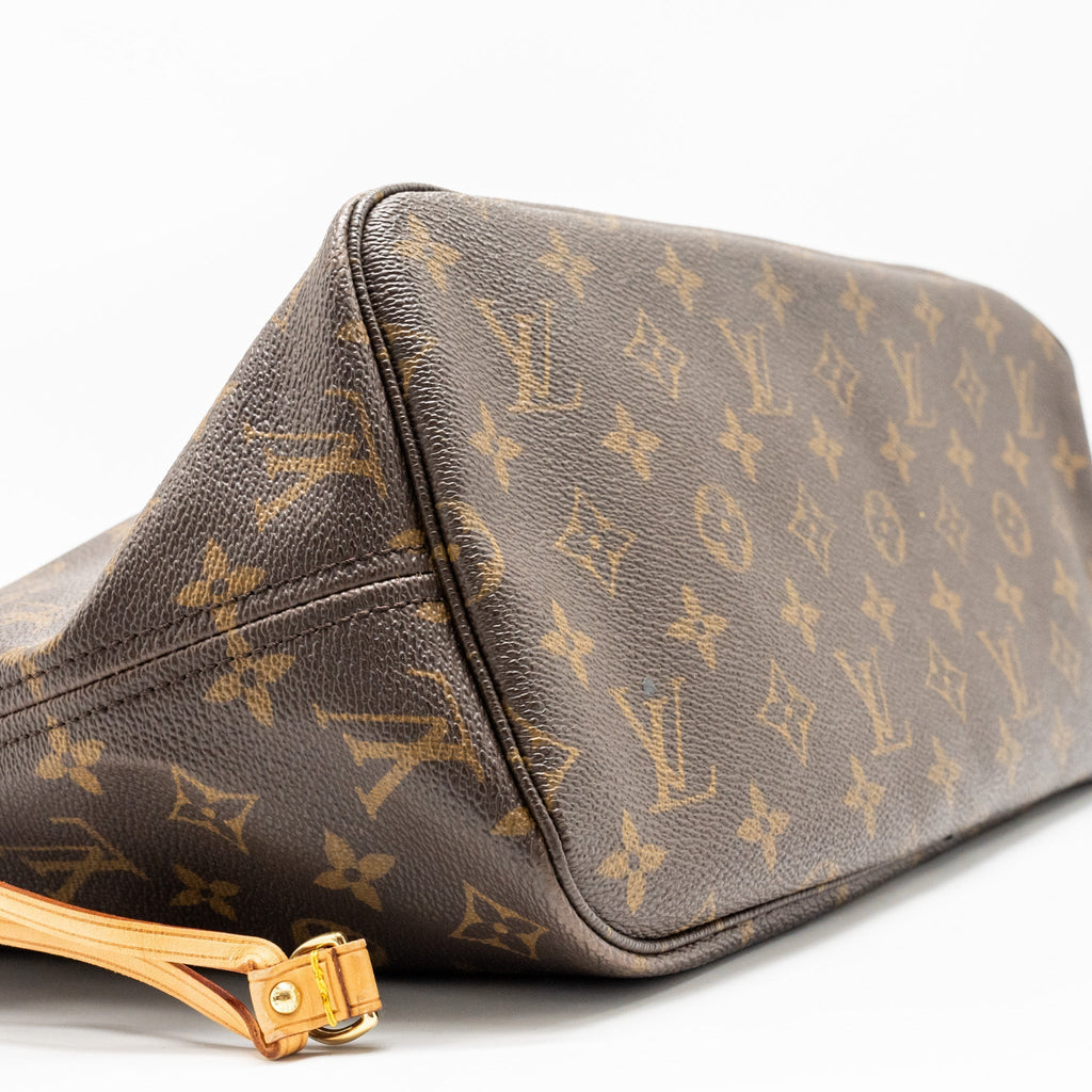 louis-vuitton-neverfull-mm-monogram-canvas-ghw-10
