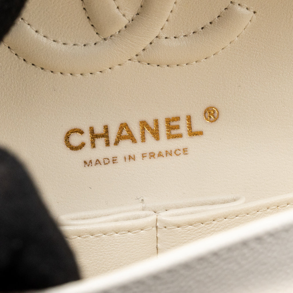 chanel-cf-white