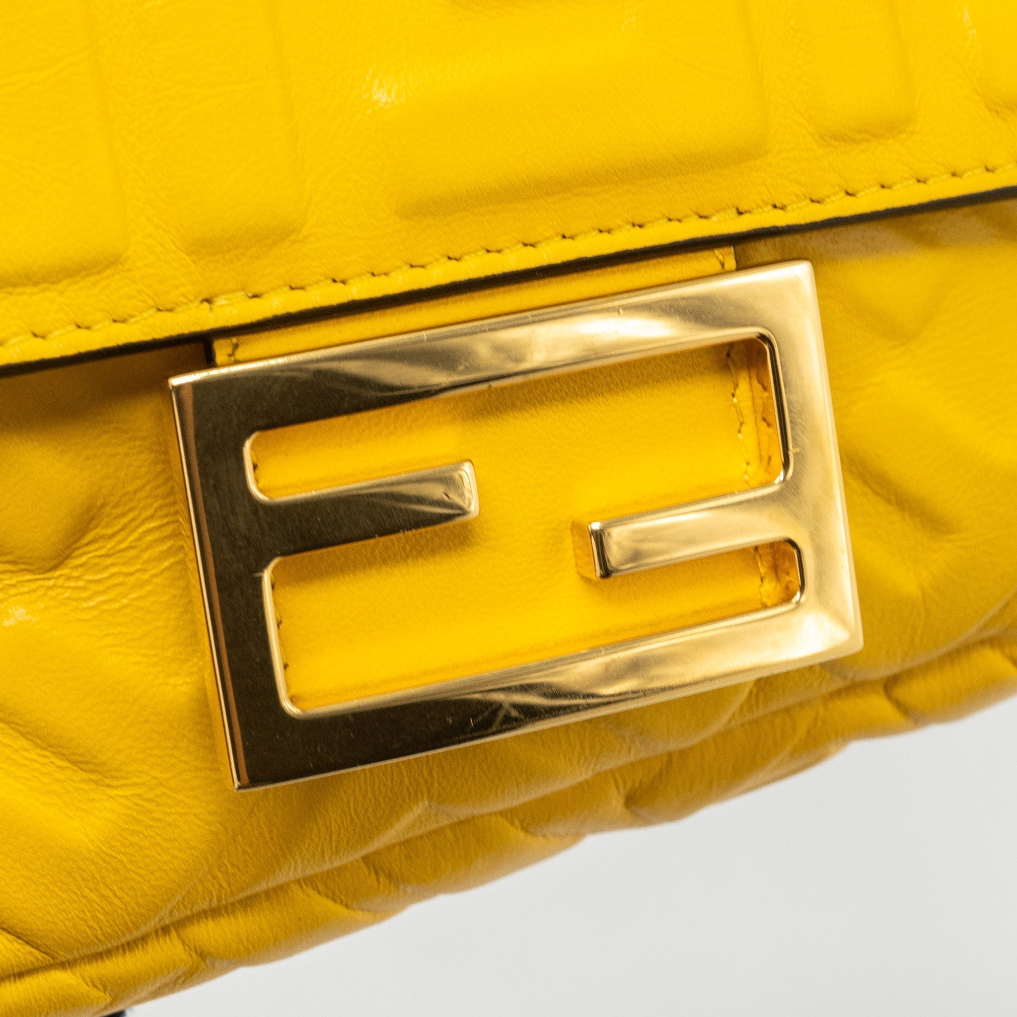 fendi-mini-baguette-bag-nappa-lambskin-yellow-ghw