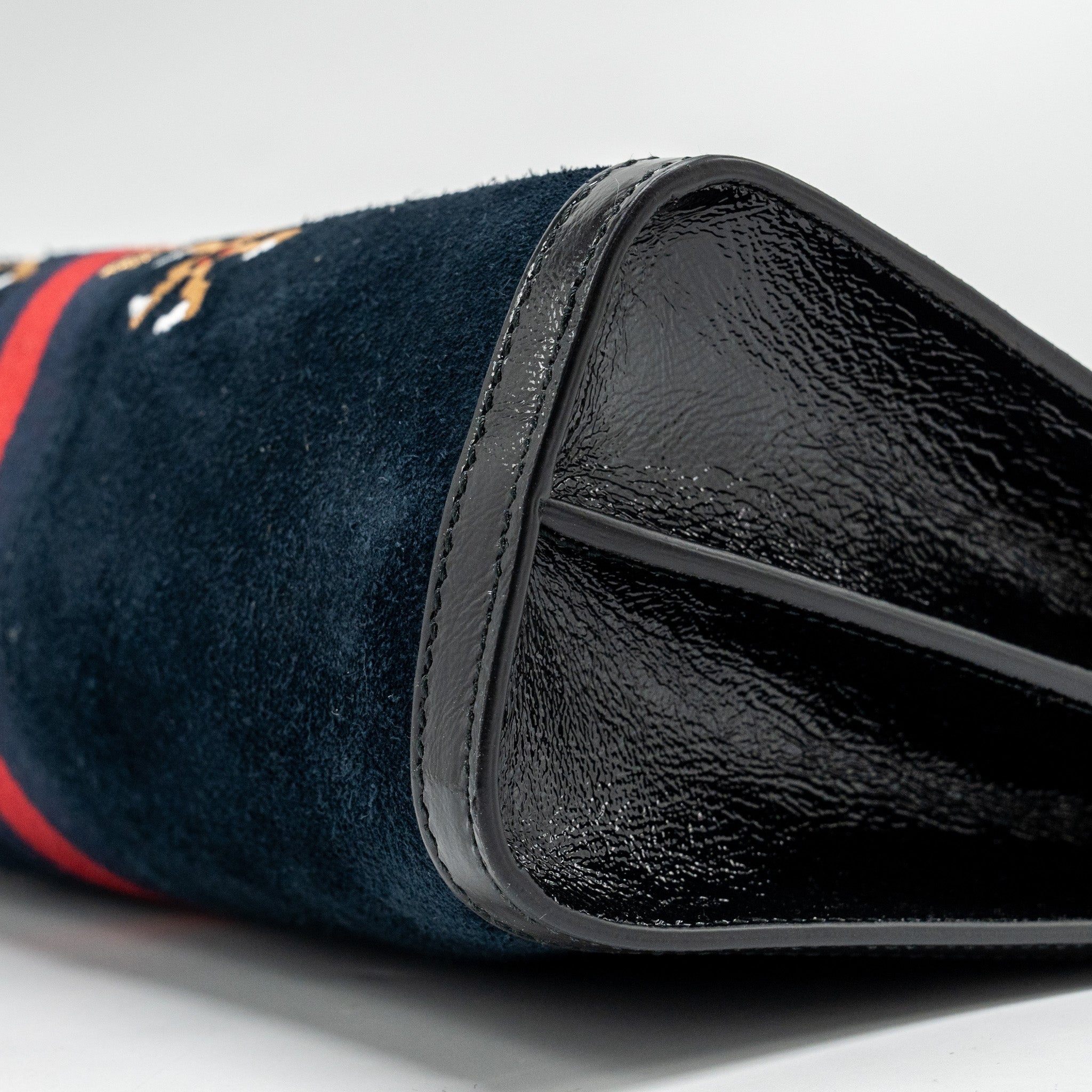 gucci-ophidia-chain-bag-dragon-embroidered-suede-blue-black-multicolour-ghw