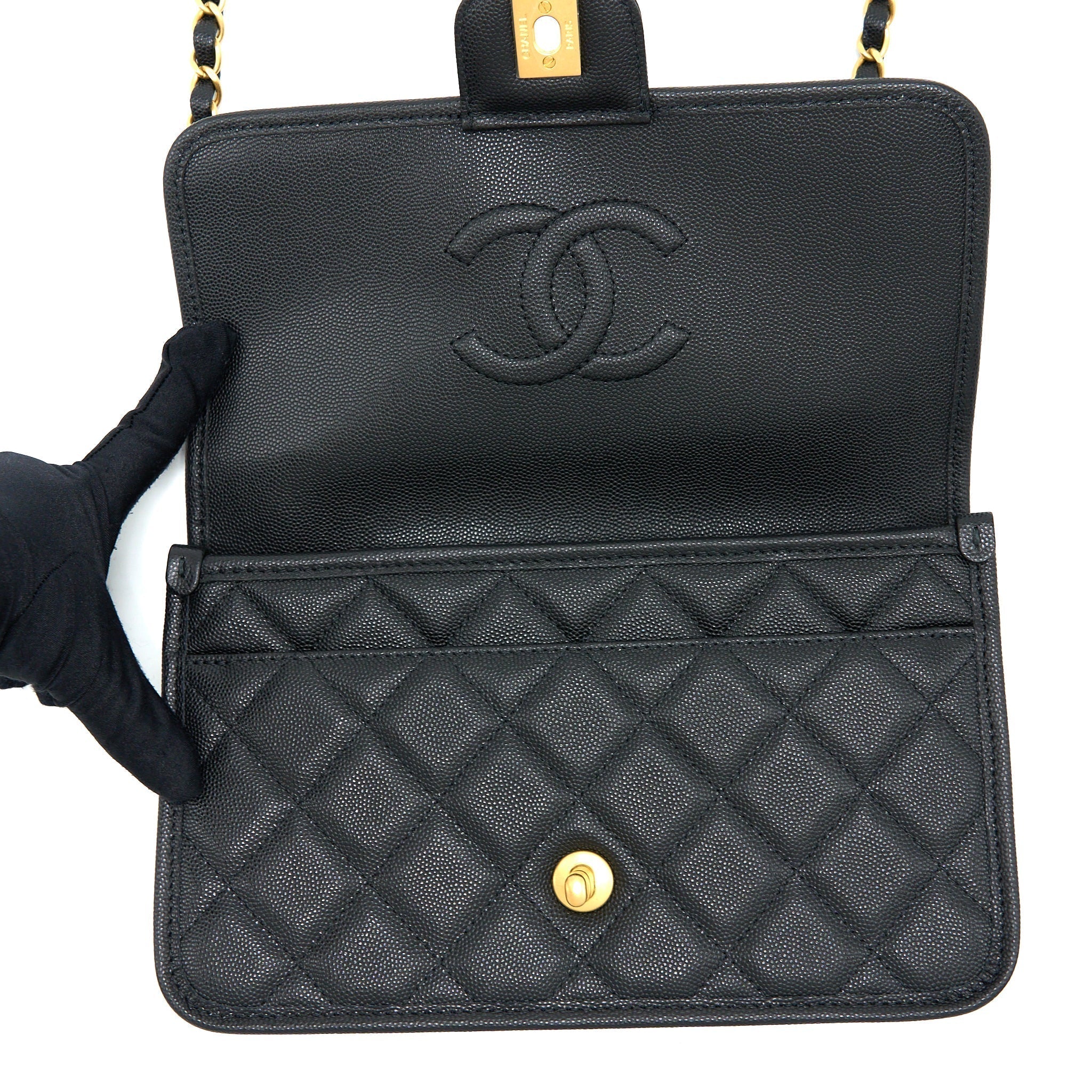 chanel-22k-top-handle-messenger-bag-caviar-black-brushed-ghw-microchip