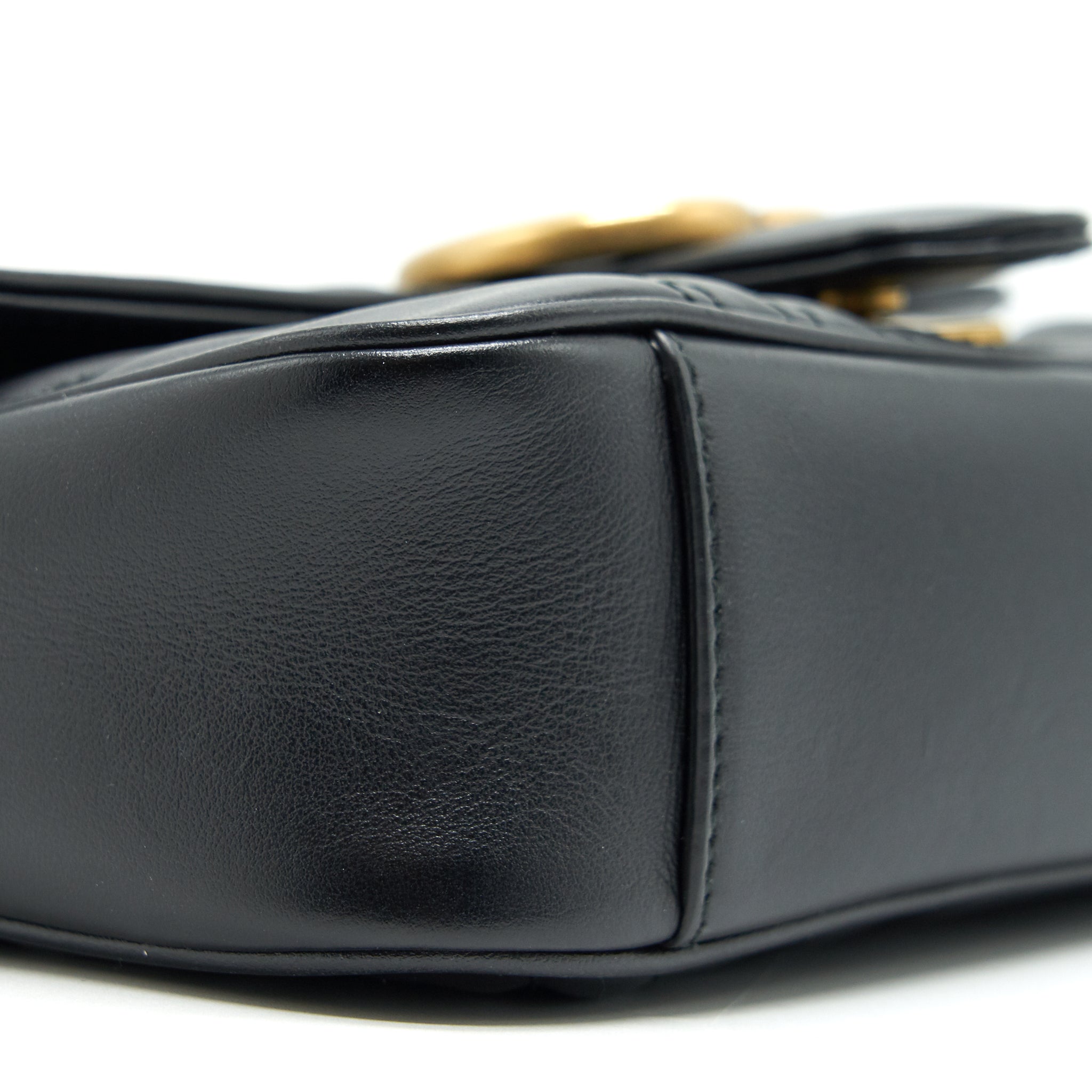 gucci-gg-marmont-mini-matelasse-shoulder-bag-black-ghw