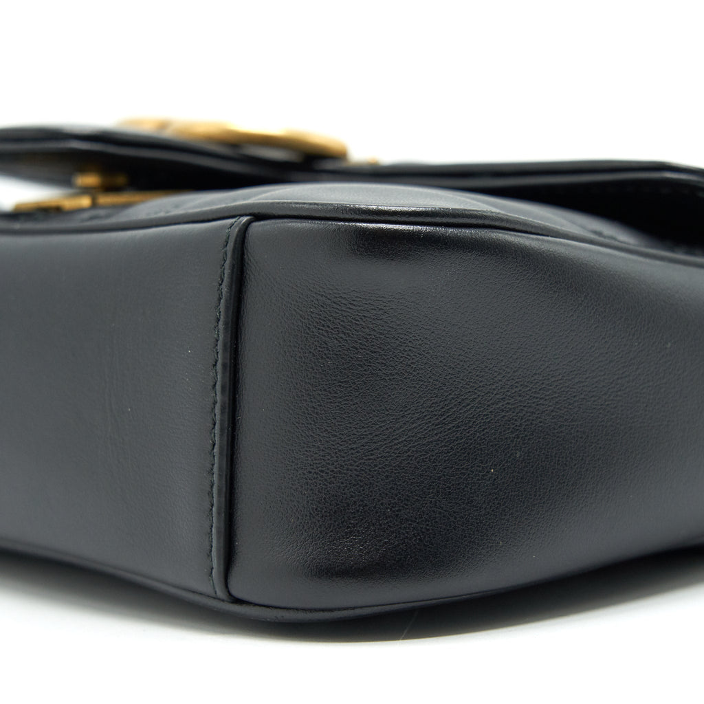 gucci-gg-marmont-mini-matelasse-shoulder-bag-black-ghw