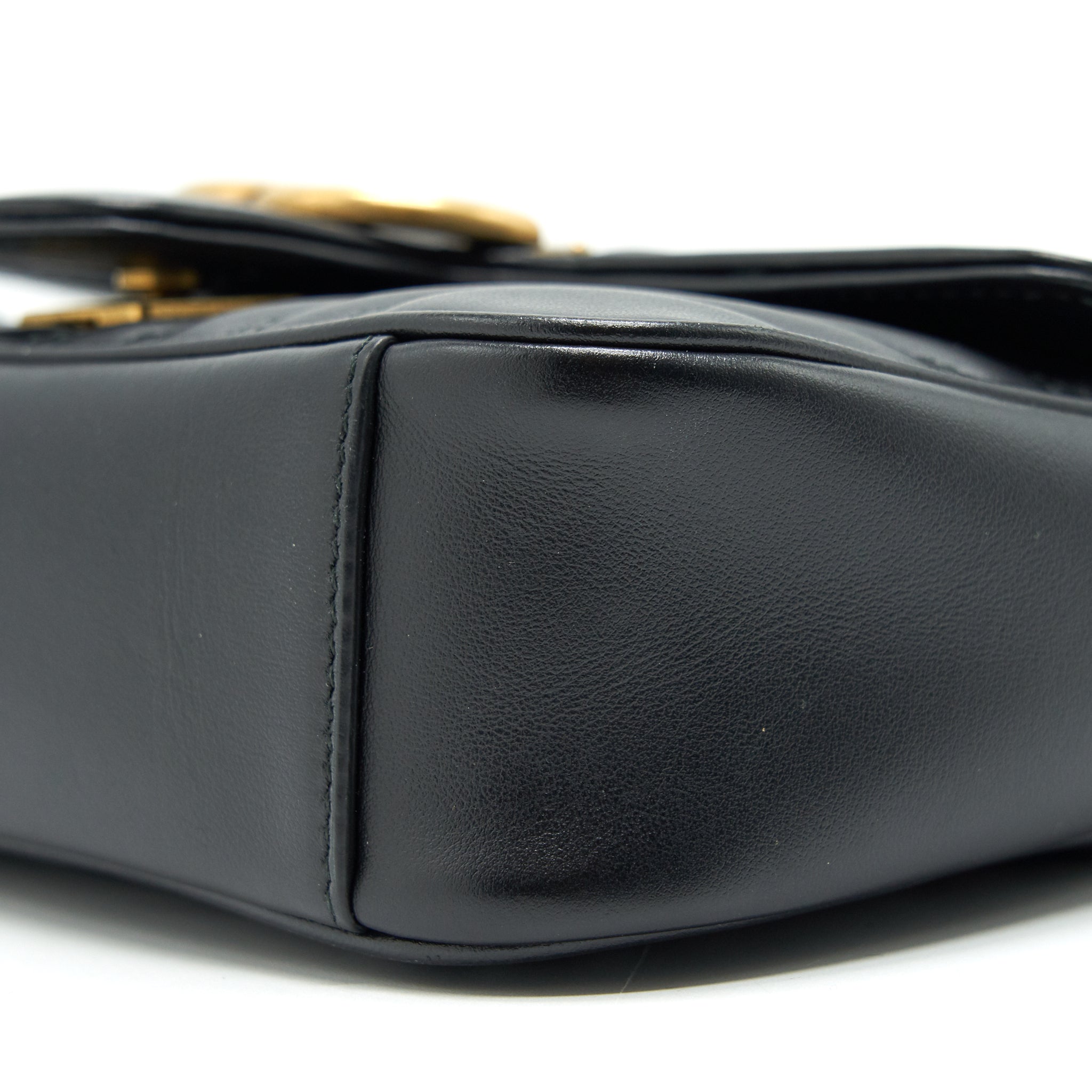 gucci-gg-marmont-mini-matelasse-shoulder-bag-black-ghw