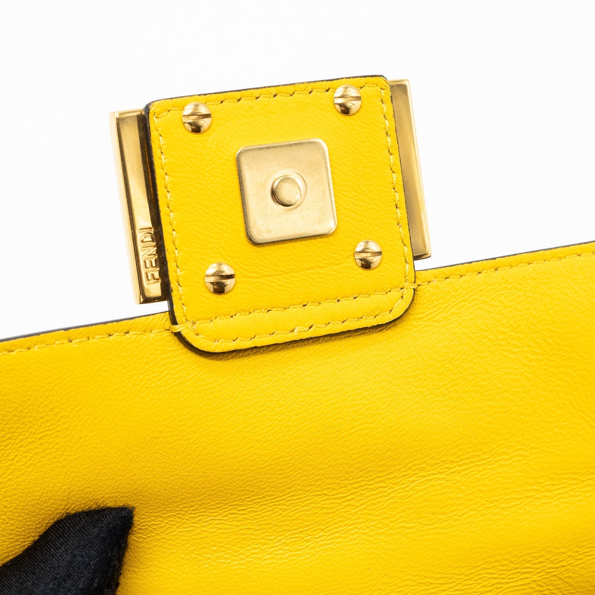 fendi-mini-baguette-bag-nappa-lambskin-yellow-ghw