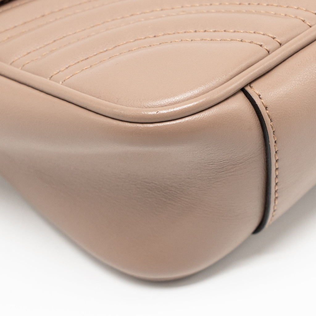 gucci-medium-gg-marmont-shoulder-bag-calfskin-dark-beige-ghw