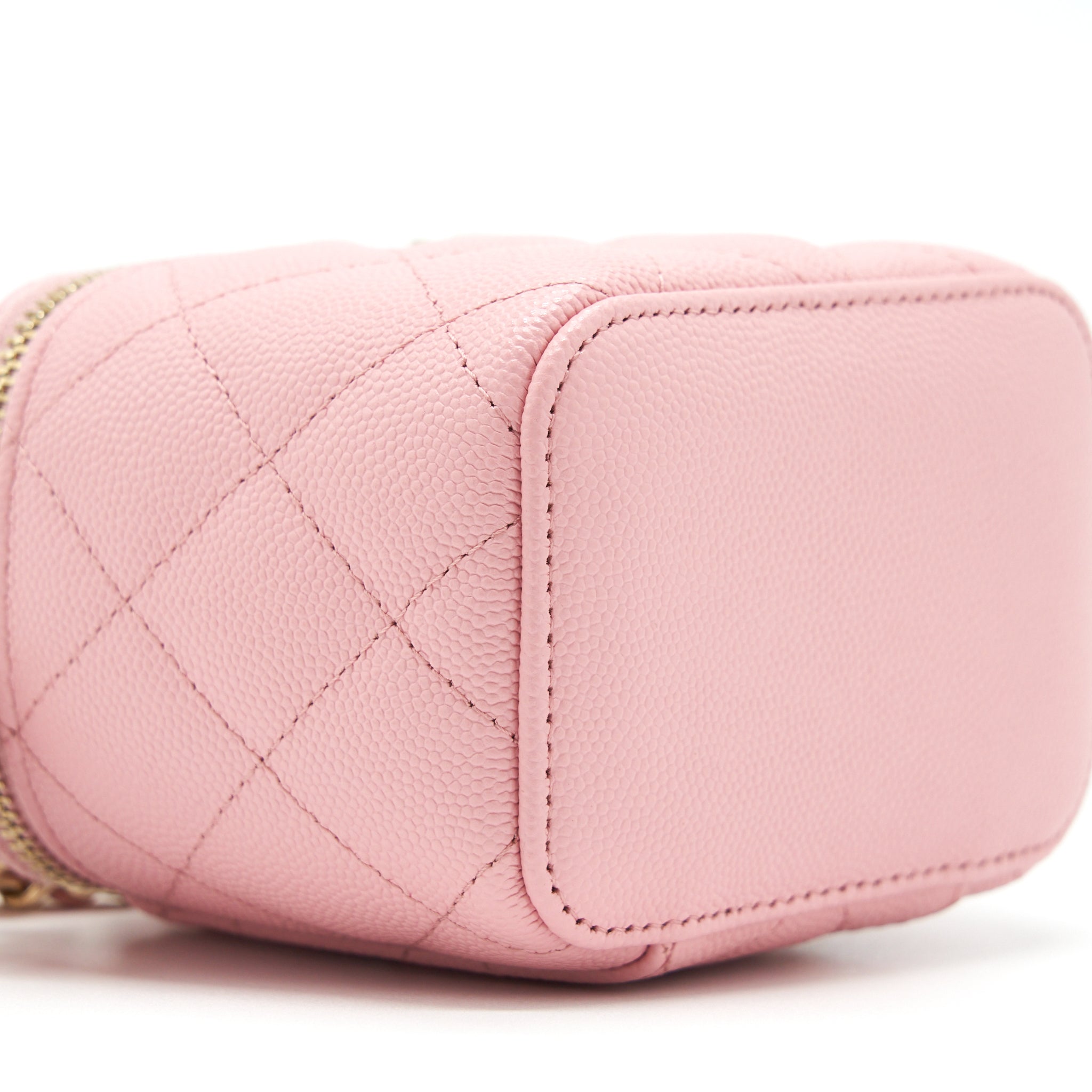 chanel-22c-mini-vanity-with-chain-caviar-pink-lghw-2