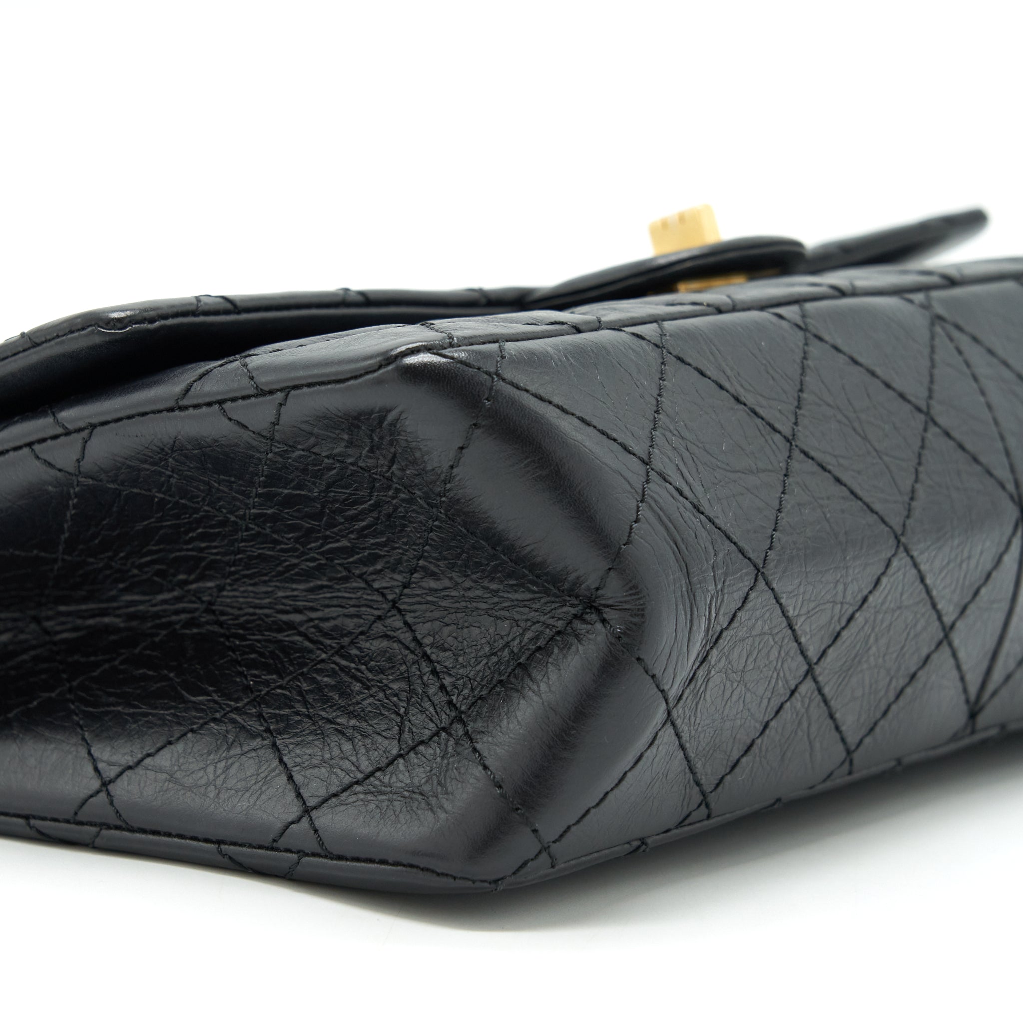 chanel-2-55-reissue-medium-double-flap-bag-calfskin-black-ruthenium-gold-hardware