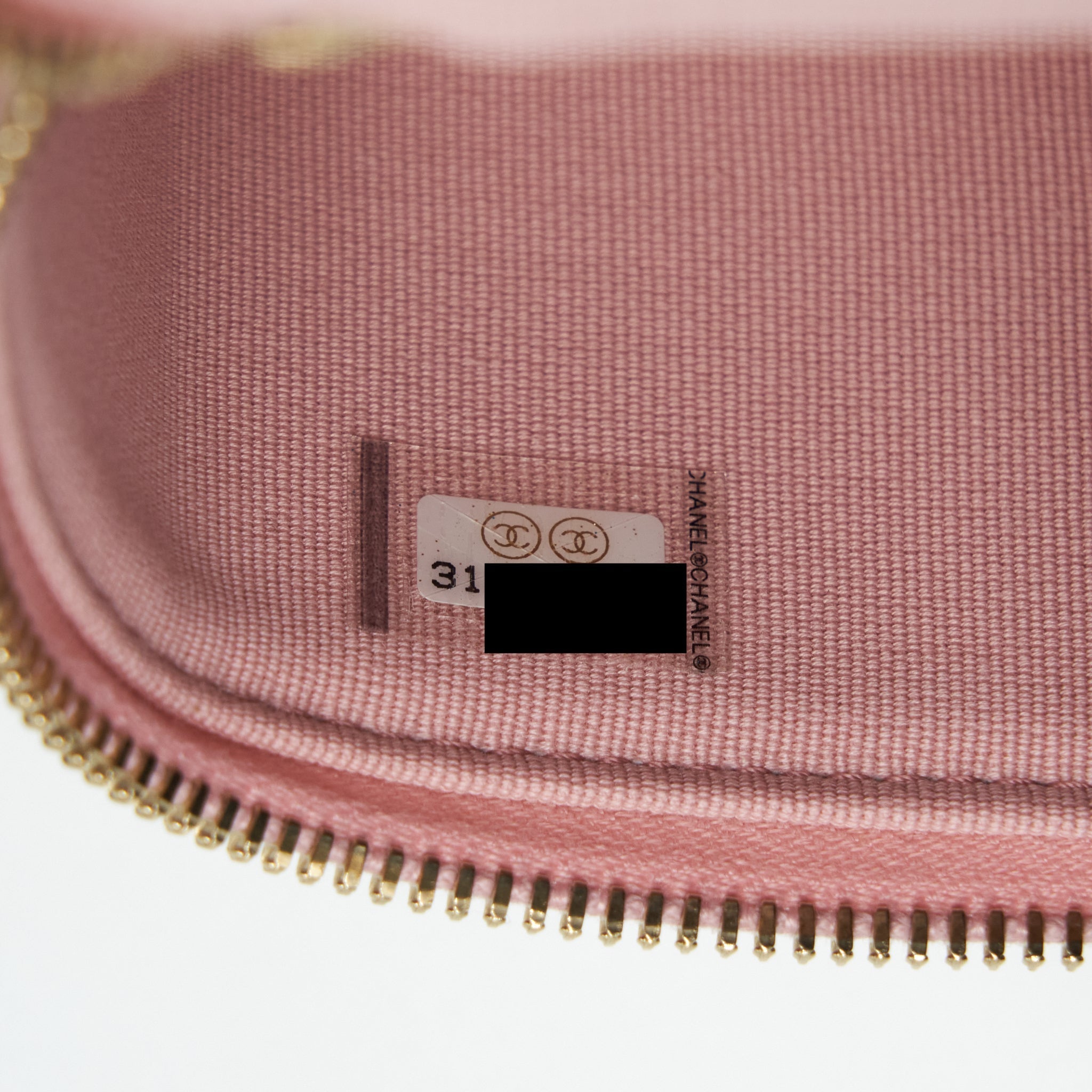 chanel-22c-mini-vanity-with-chain-caviar-pink-lghw-2