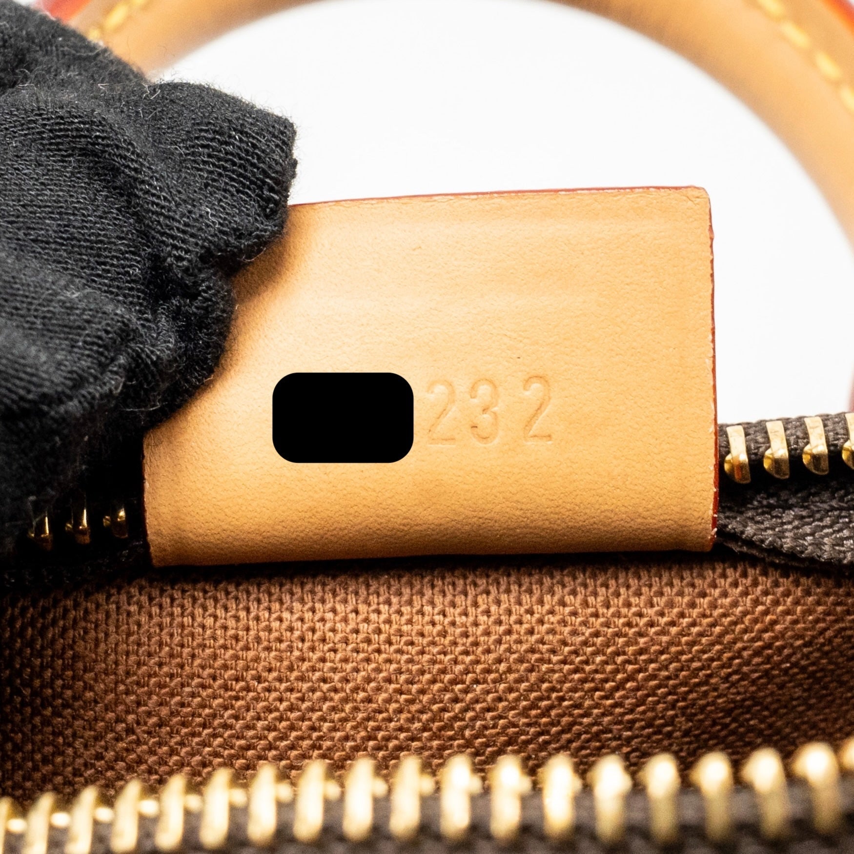 lv-monogram-3
