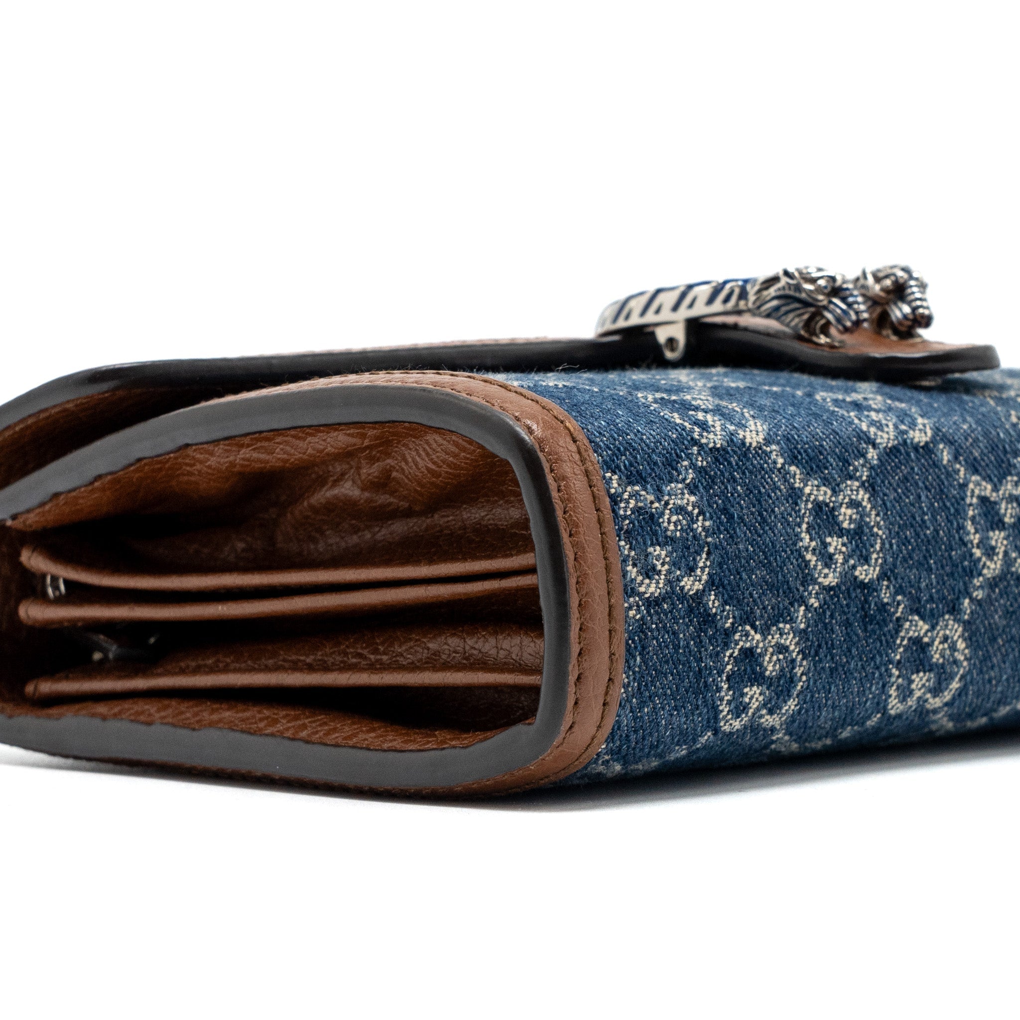 gucci-dionysus-chain-wallet-bag-gg-supreme-denim-leather-blue-silver-hardware