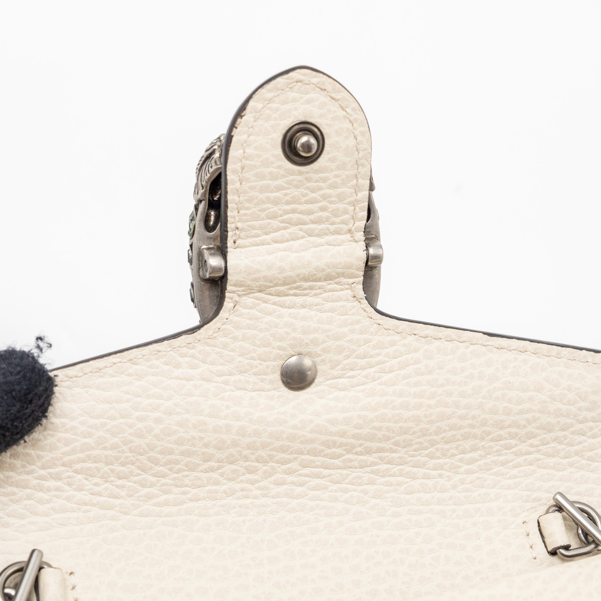 gucci-super-mini-dionysus-calfskin-white-ruthenium-silver-hardware