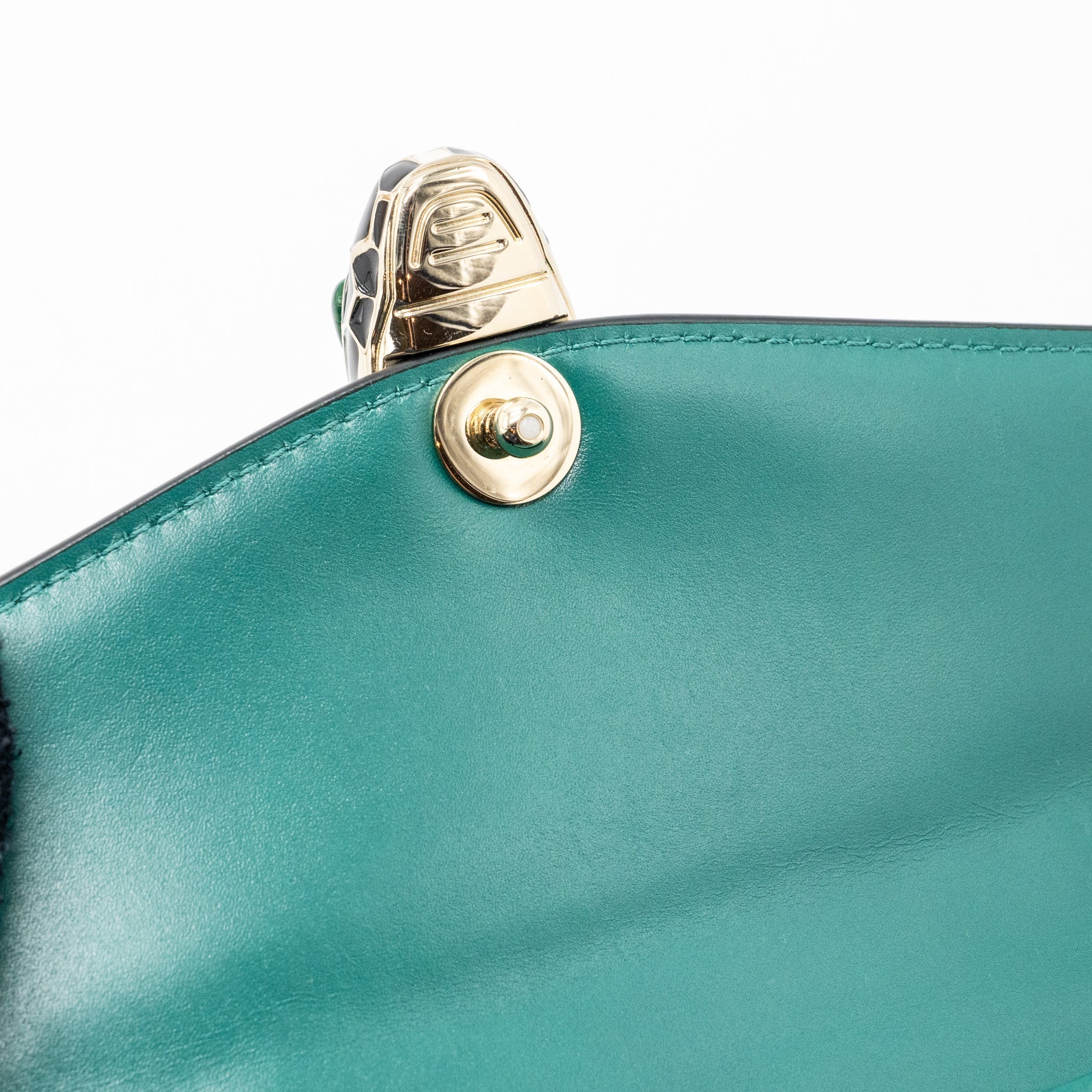 bvlgari-serpenti-forever-chain-bag-calfskin-green-lghw-2
