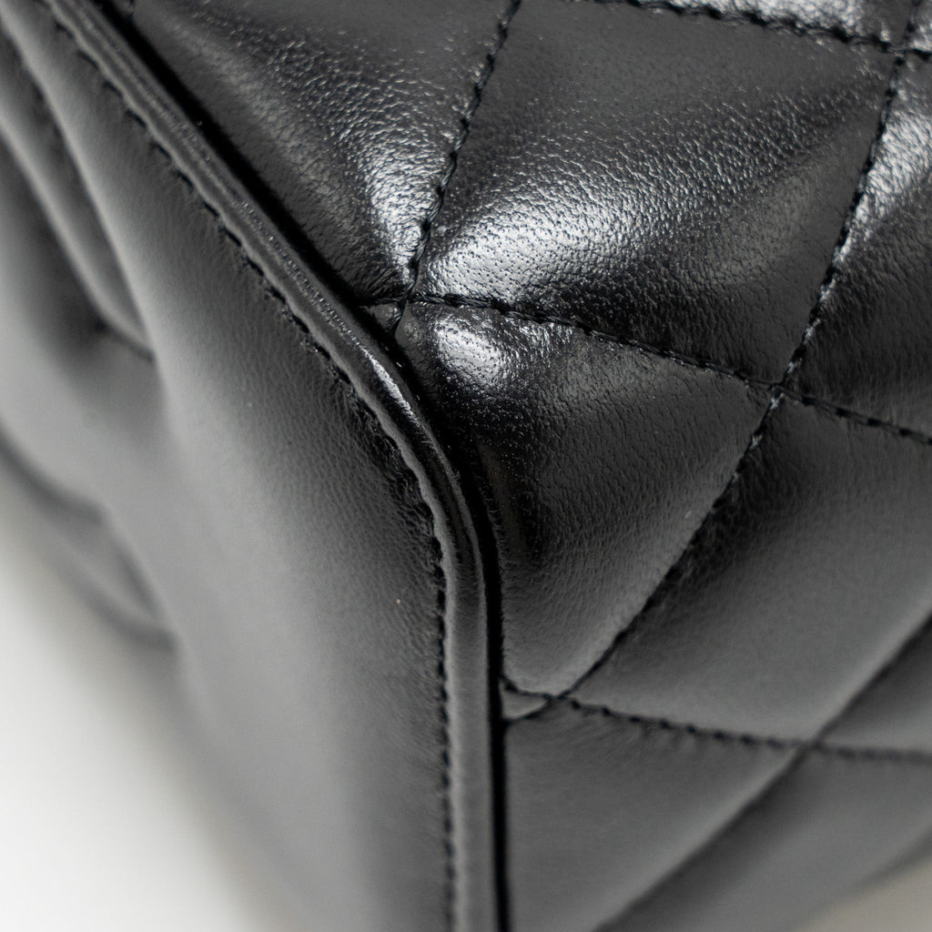 chanel-24a-long-vanity-case-with-cc-logo-adjustable-chain-lambskin-black-ghwmicrochip