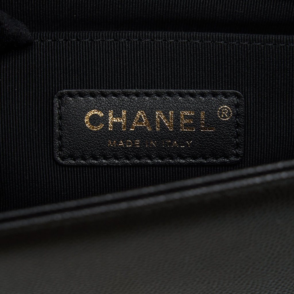 chanel-small-boy-bag-caviar-black-ghw-microchip