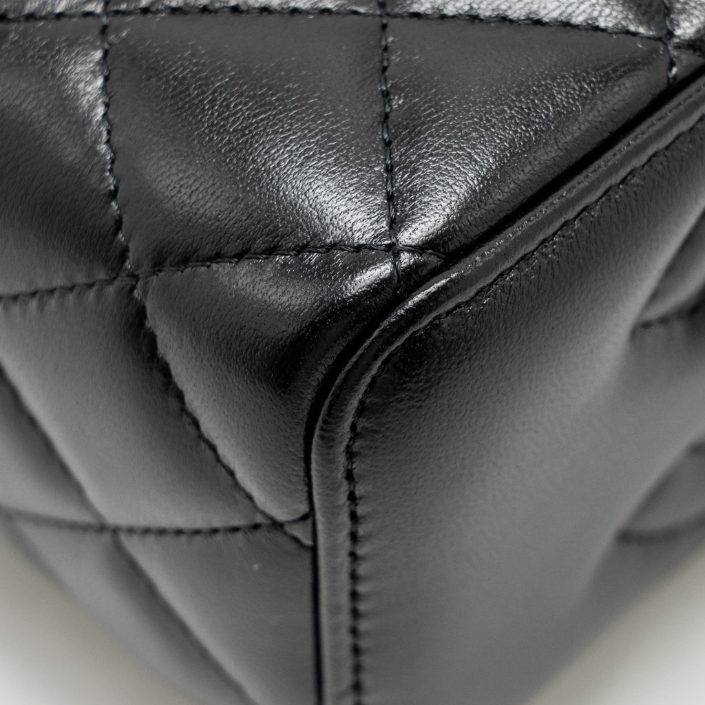 chanel-24a-long-vanity-case-with-cc-logo-adjustable-chain-lambskin-black-ghwmicrochip