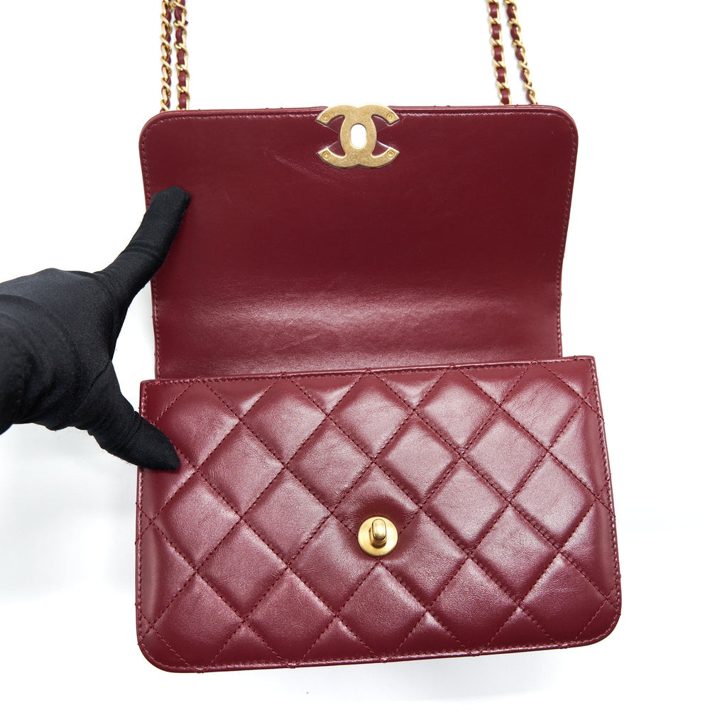chanel-21a-medium-gold-crush-flap-bag-calfskin-nc635-burgundy-ghw-microchip