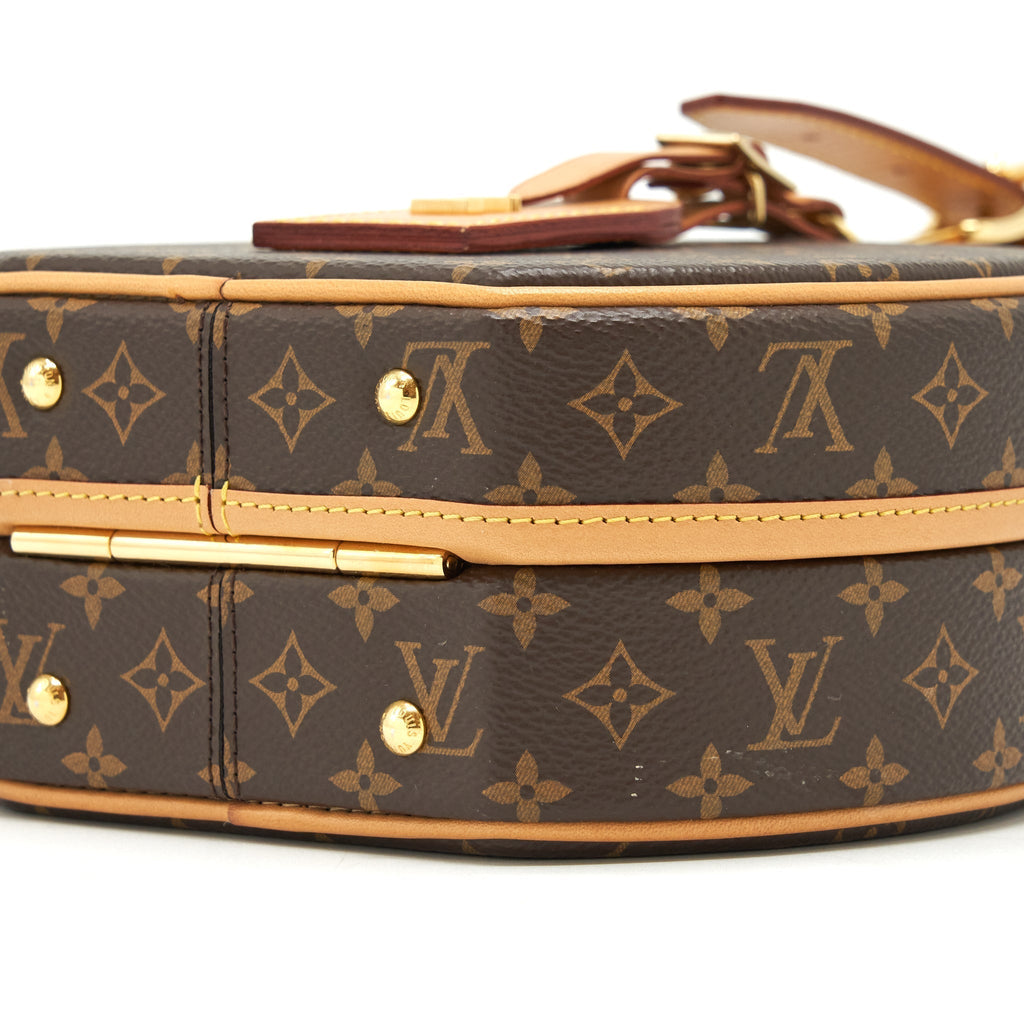 louis-vuitton-petite-boite-chapeau-monogram-canvas-ghw
