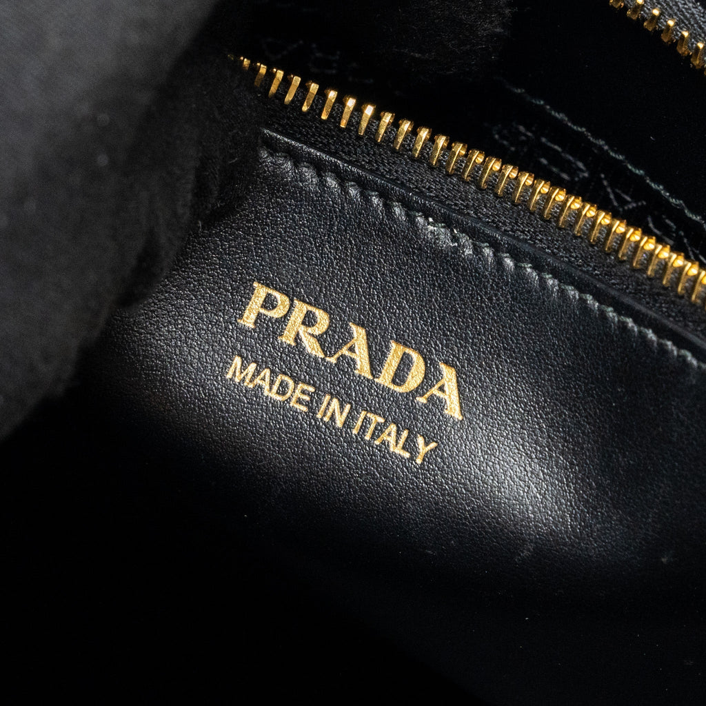 prada-small-monochrome-tote-bag-saffiano-calfskin-black-ghw