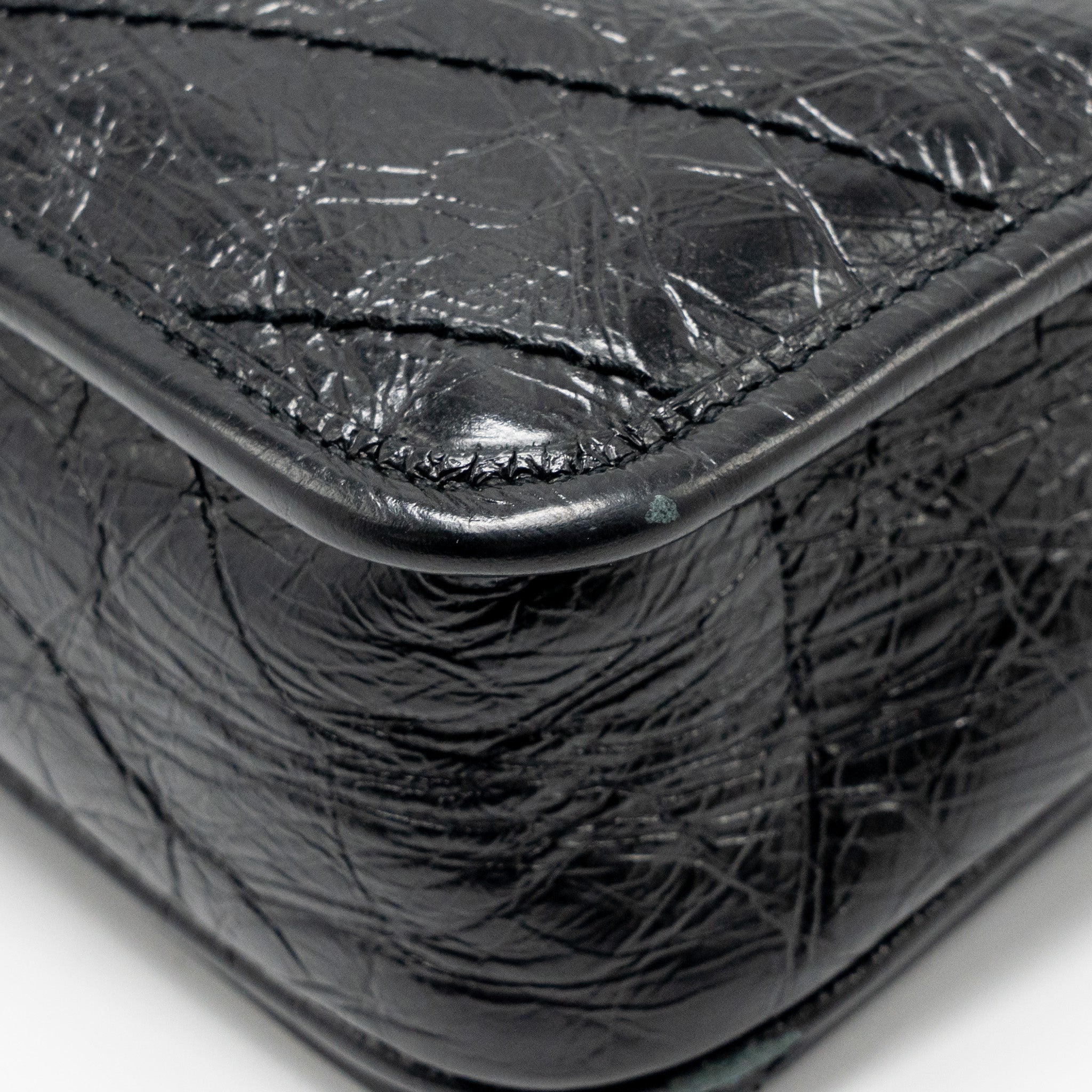 saint-laurent-ysl-niki-chain-wallet-crinkled-calfskin-black-shw